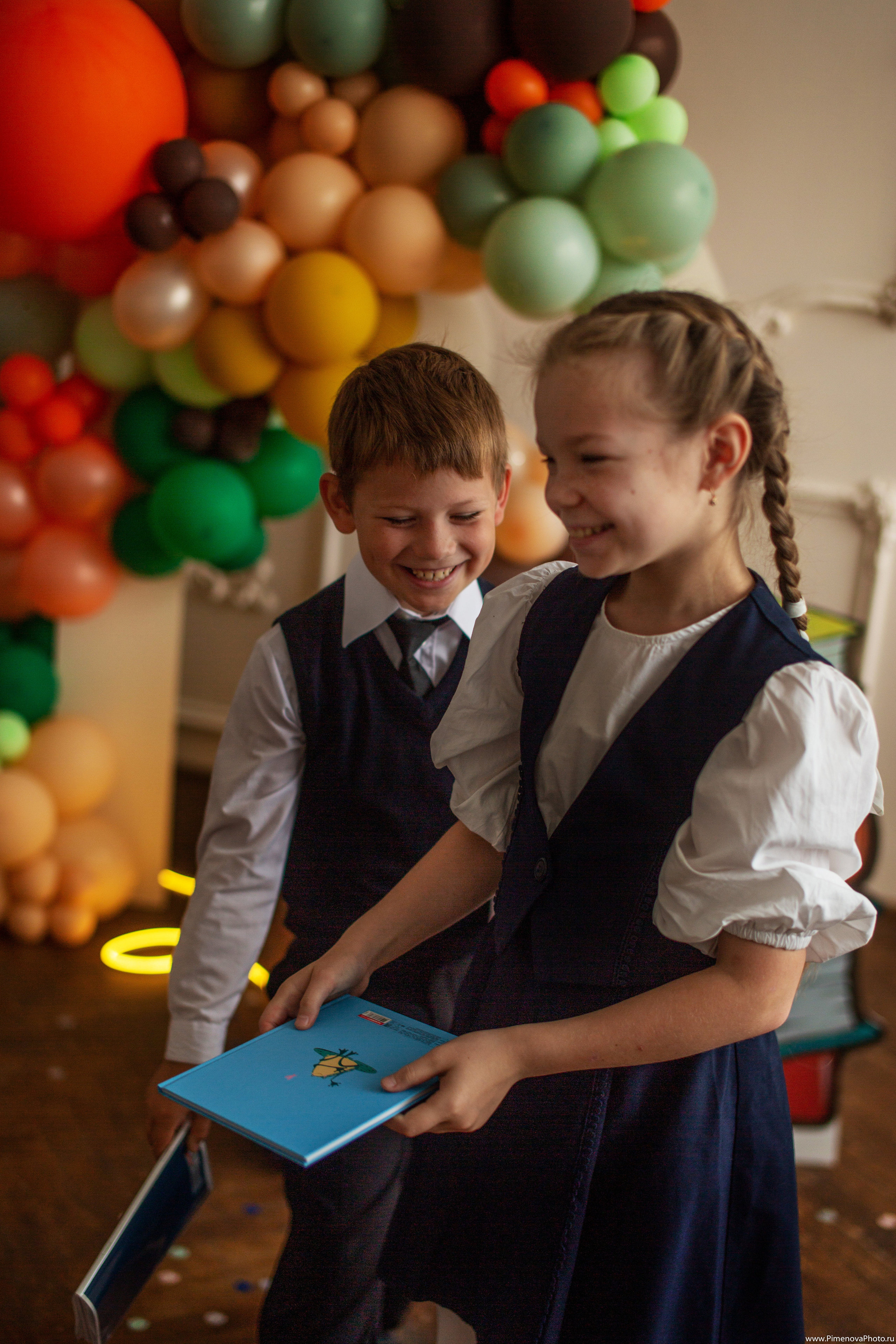 Аришка, Александр и Анастасия, 1 сентября. Семейный и детский фотограф в Петрозаводске