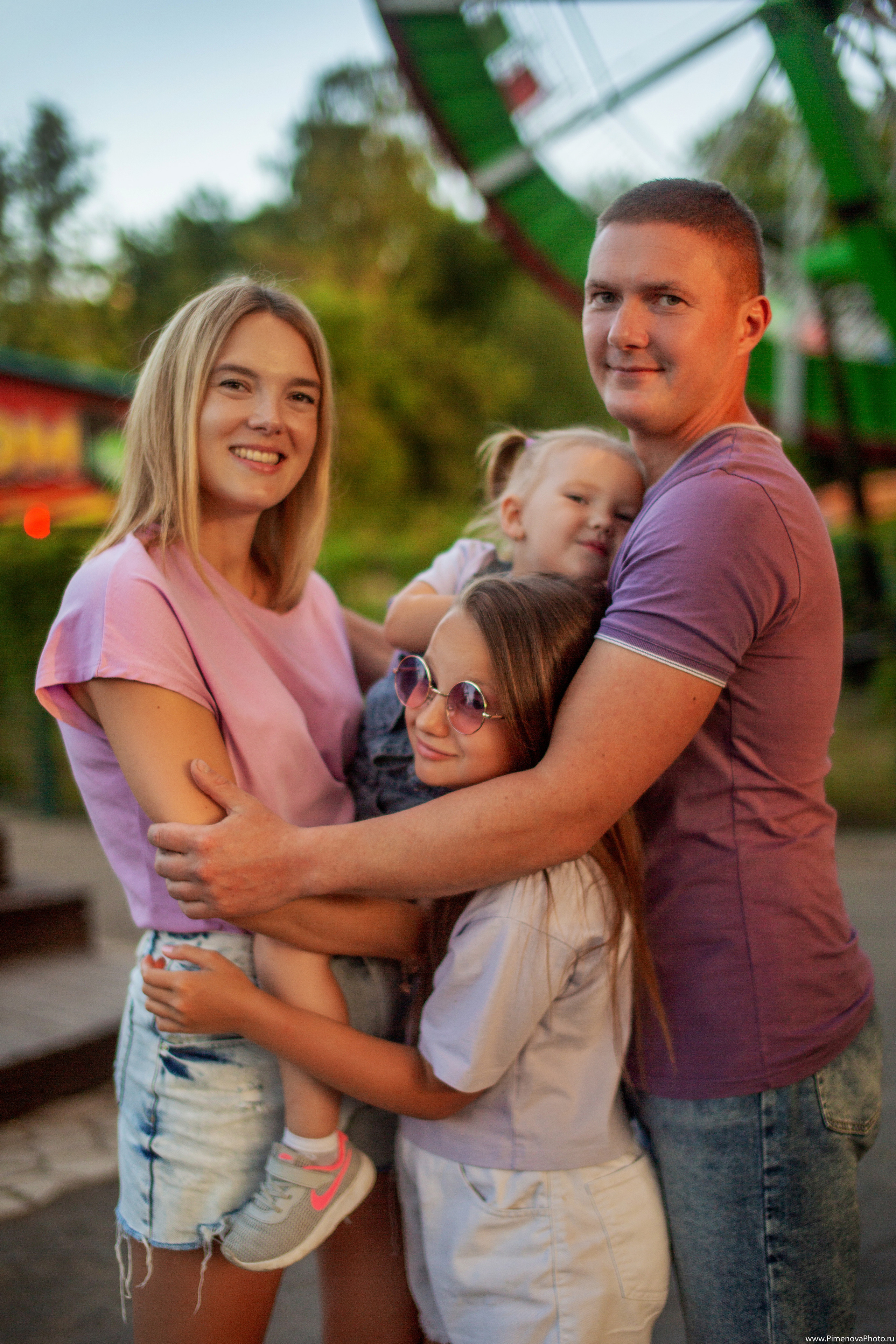 Семейная прогулка. Семейный и детский фотограф в Петрозаводске