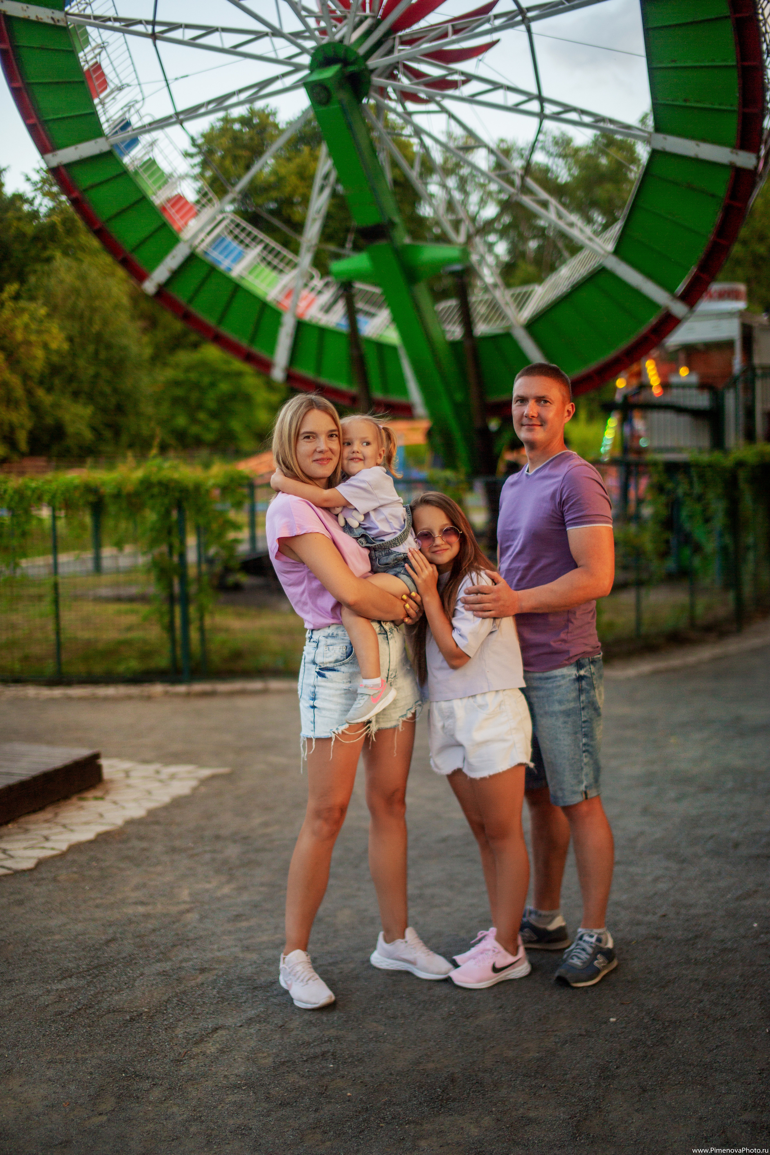 Семейная прогулка. Семейный и детский фотограф в Петрозаводске