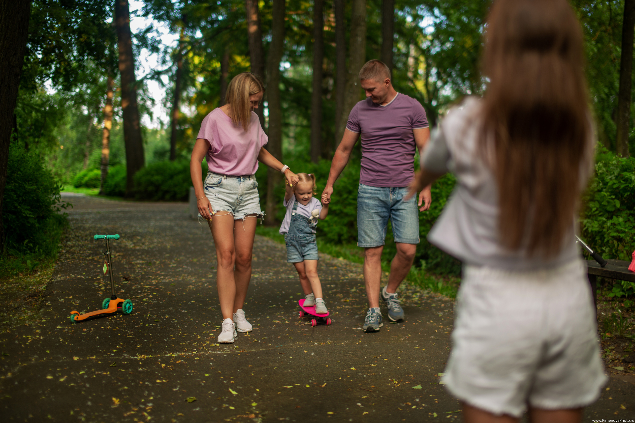 Семейная прогулка. Семейный и детский фотограф в Петрозаводске