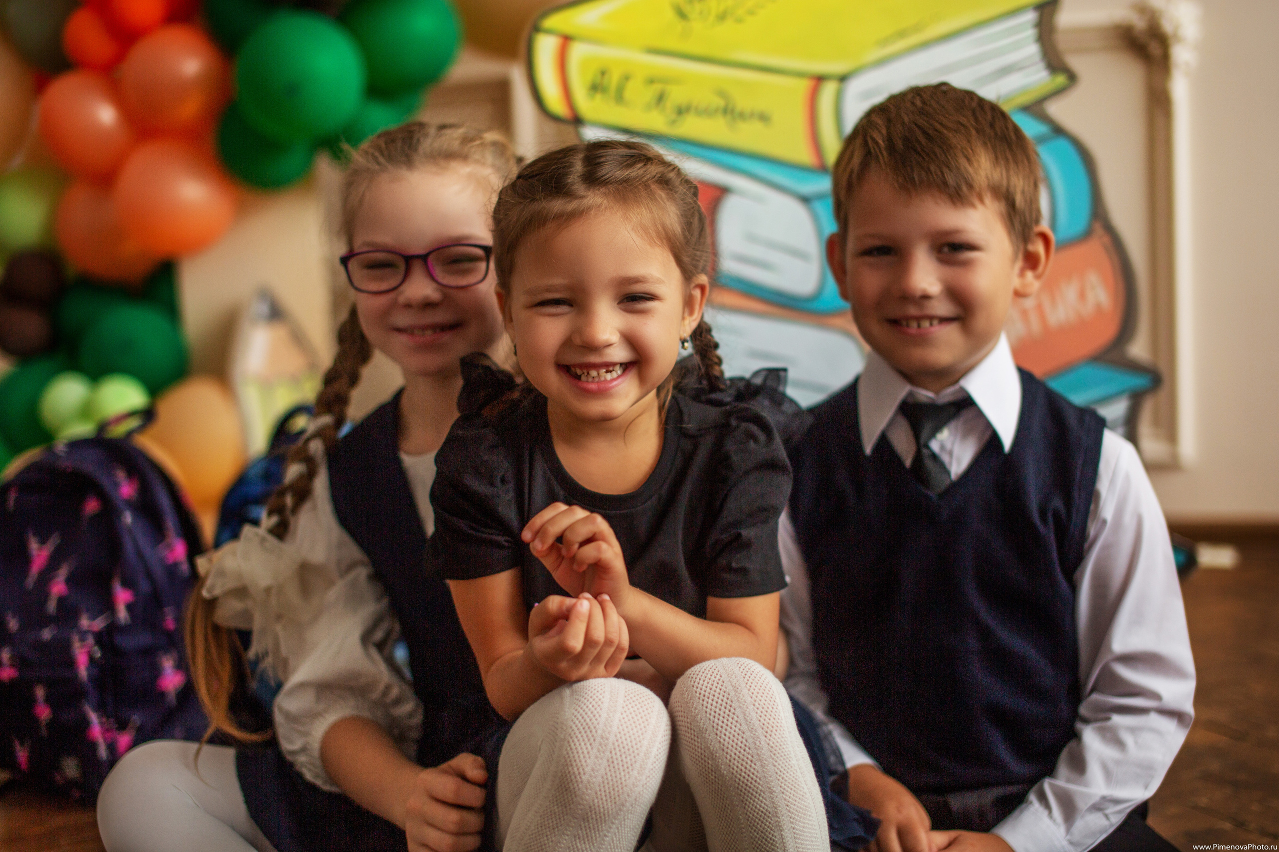 Аришка, Александр и Анастасия, 1 сентября. Семейный и детский фотограф в Петрозаводске
