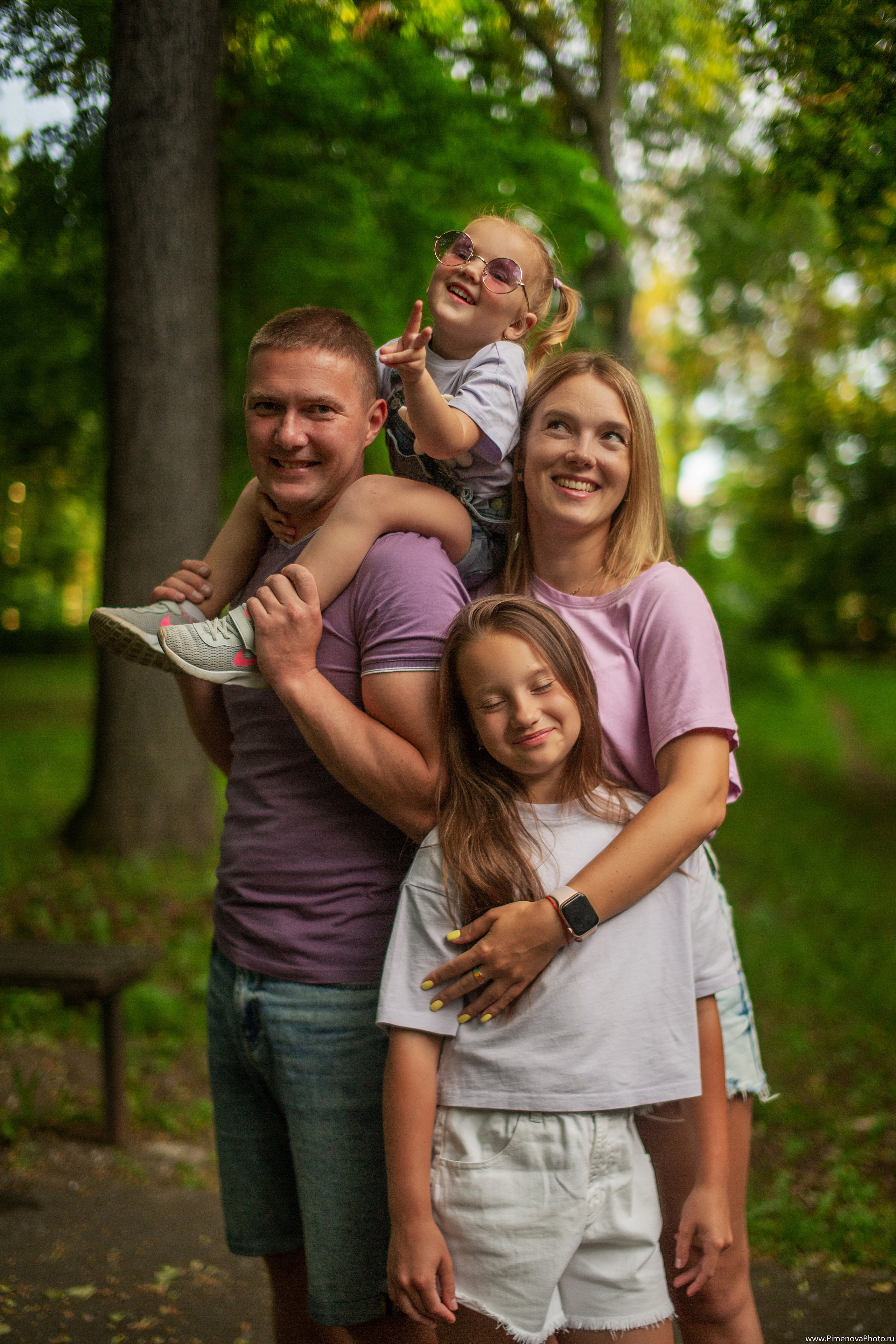 Семейная прогулка. Семейный и детский фотограф в Петрозаводске