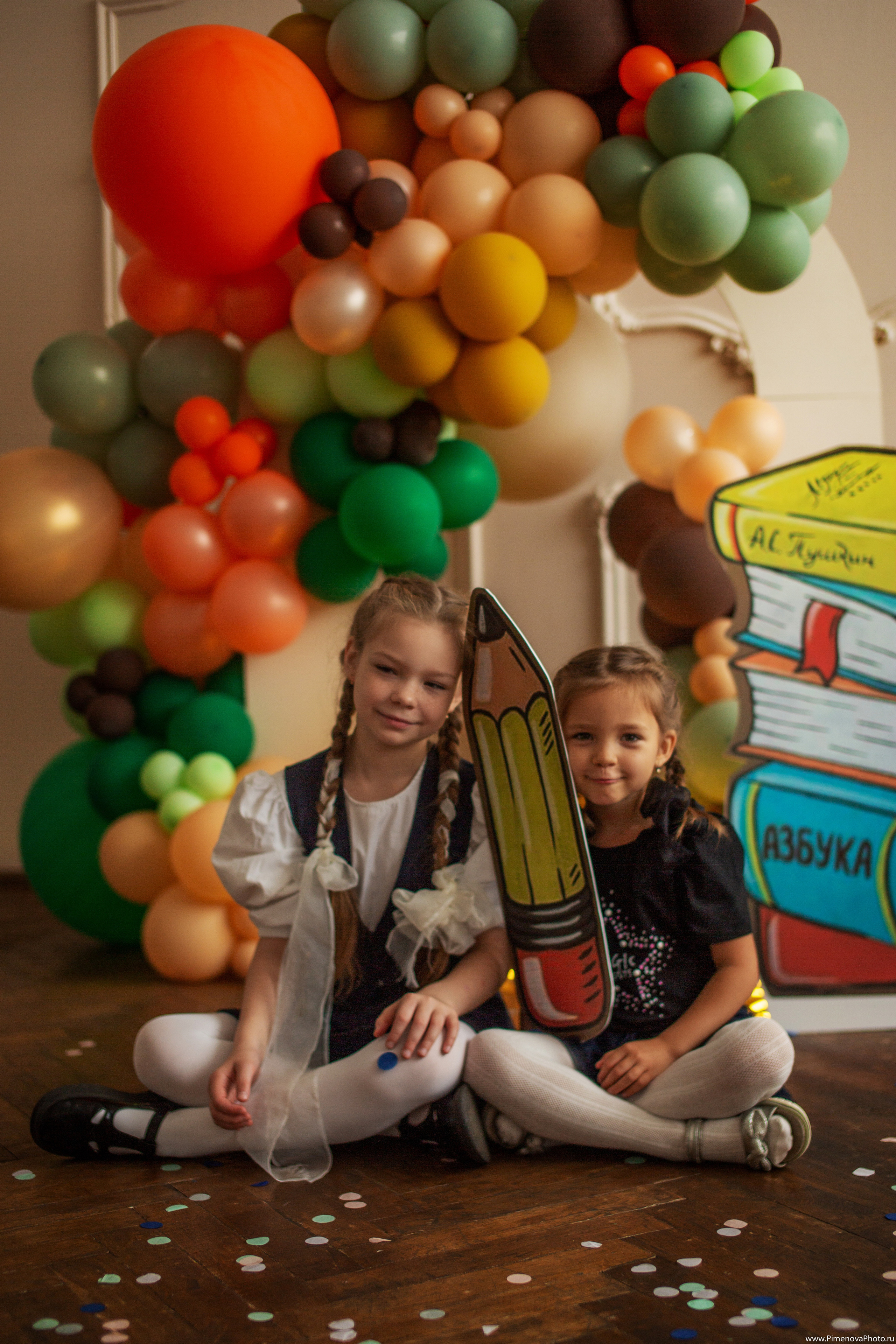 Аришка, Александр и Анастасия, 1 сентября. Семейный и детский фотограф в Петрозаводске