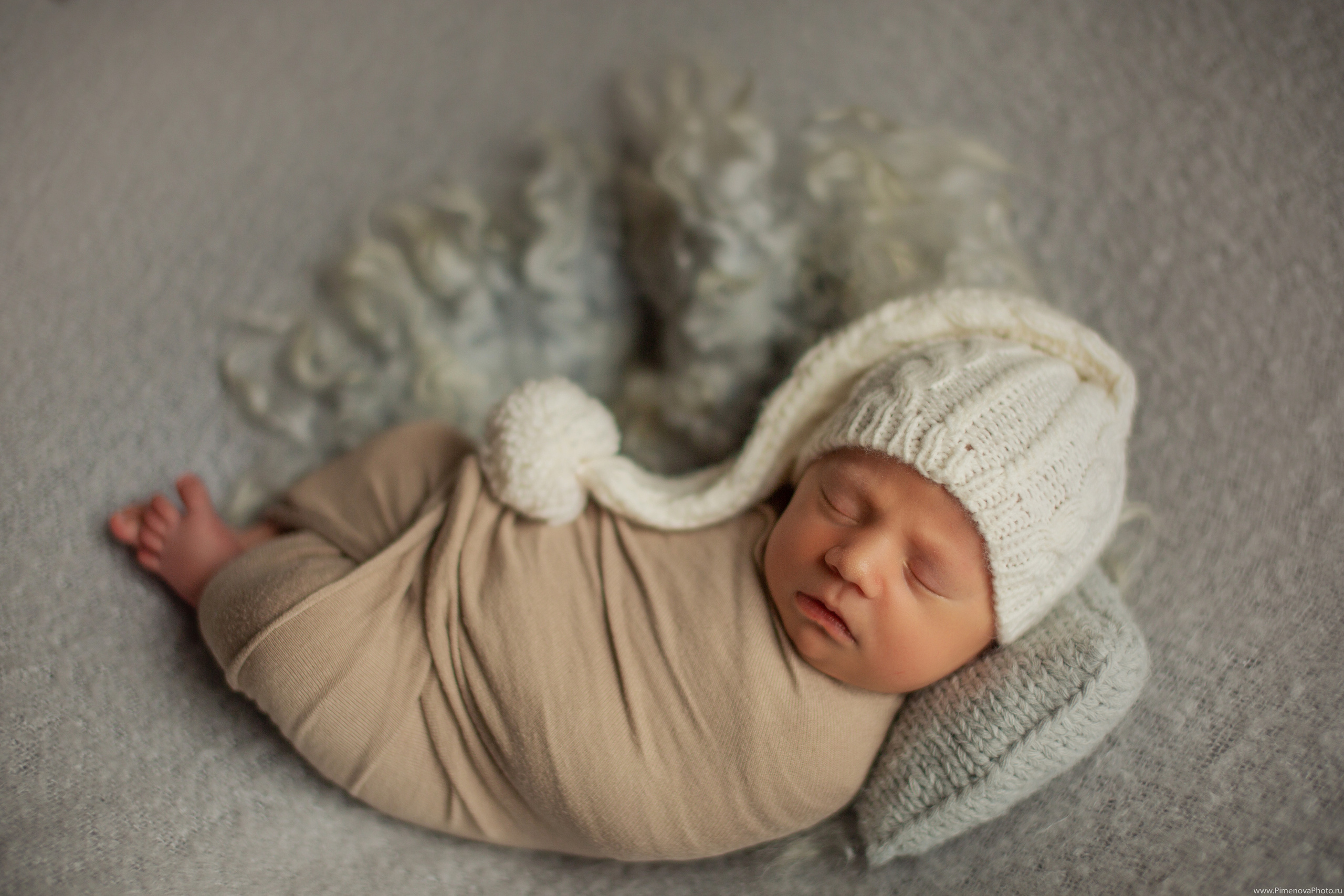 Новорождённый Артёмка. Семейный и детский фотограф в Петрозаводске