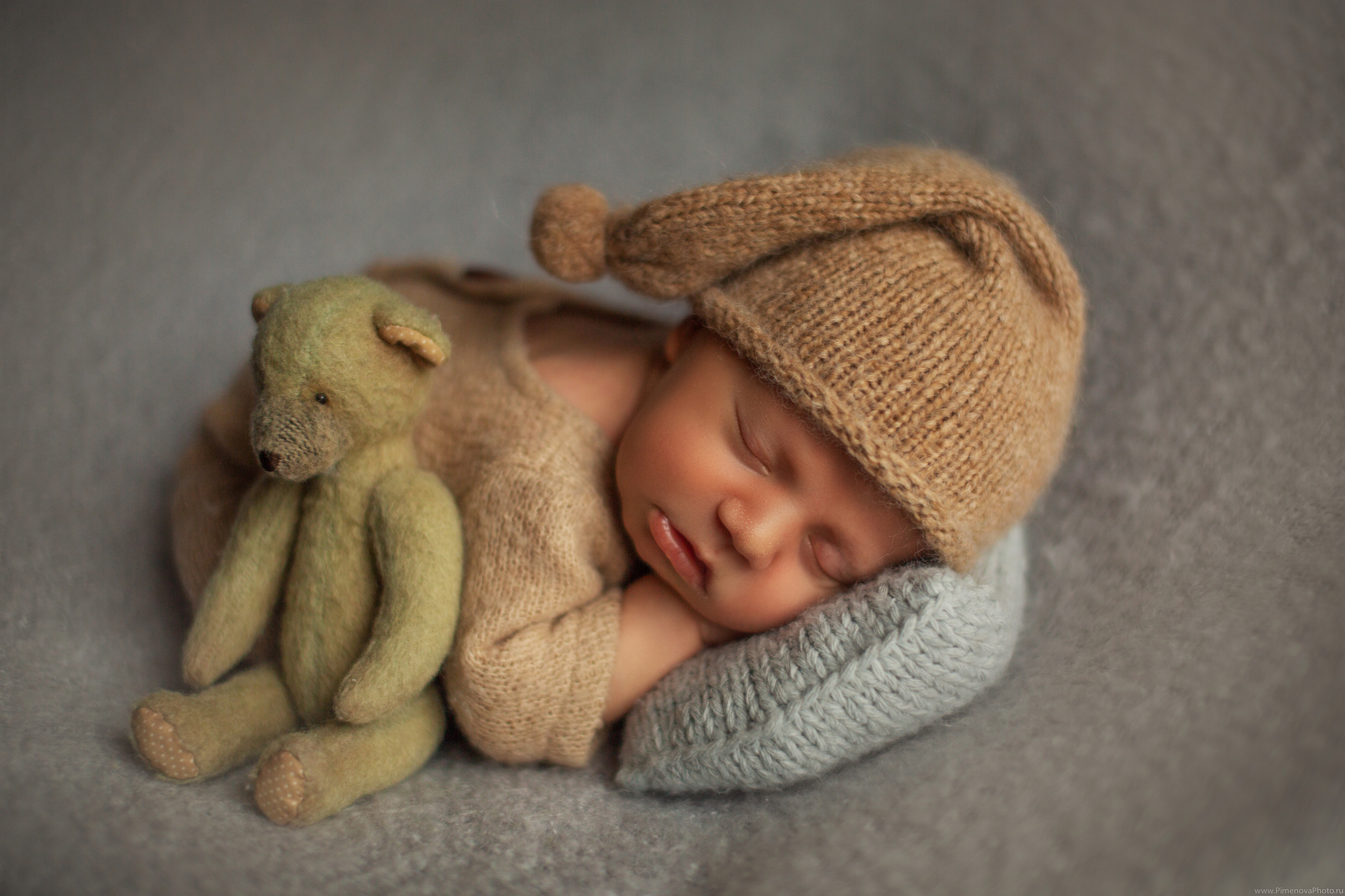 Новорождённый Артёмка. Семейный и детский фотограф в Петрозаводске