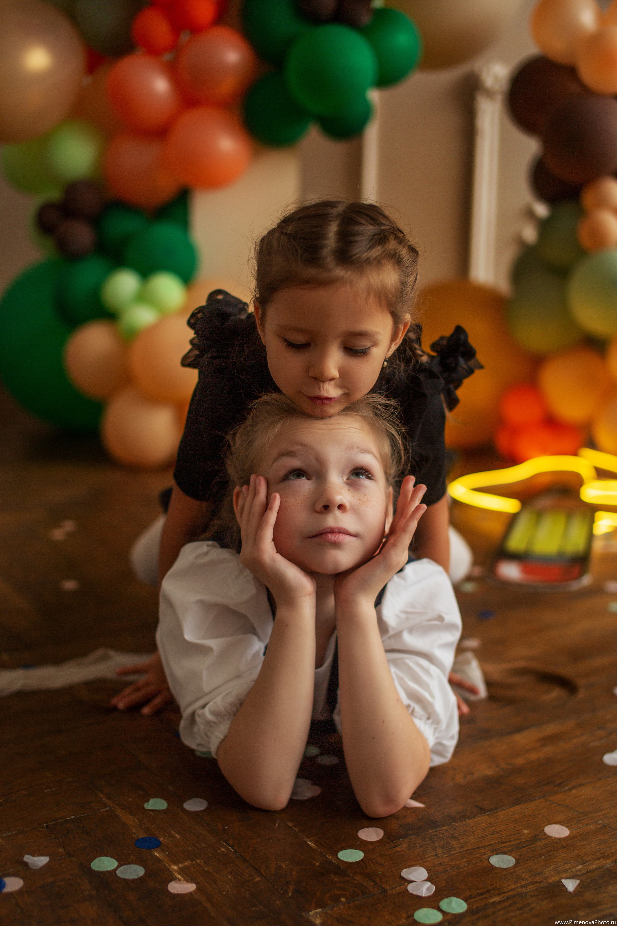 Аришка, Александр и Анастасия, 1 сентября. Семейный и детский фотограф в Петрозаводске