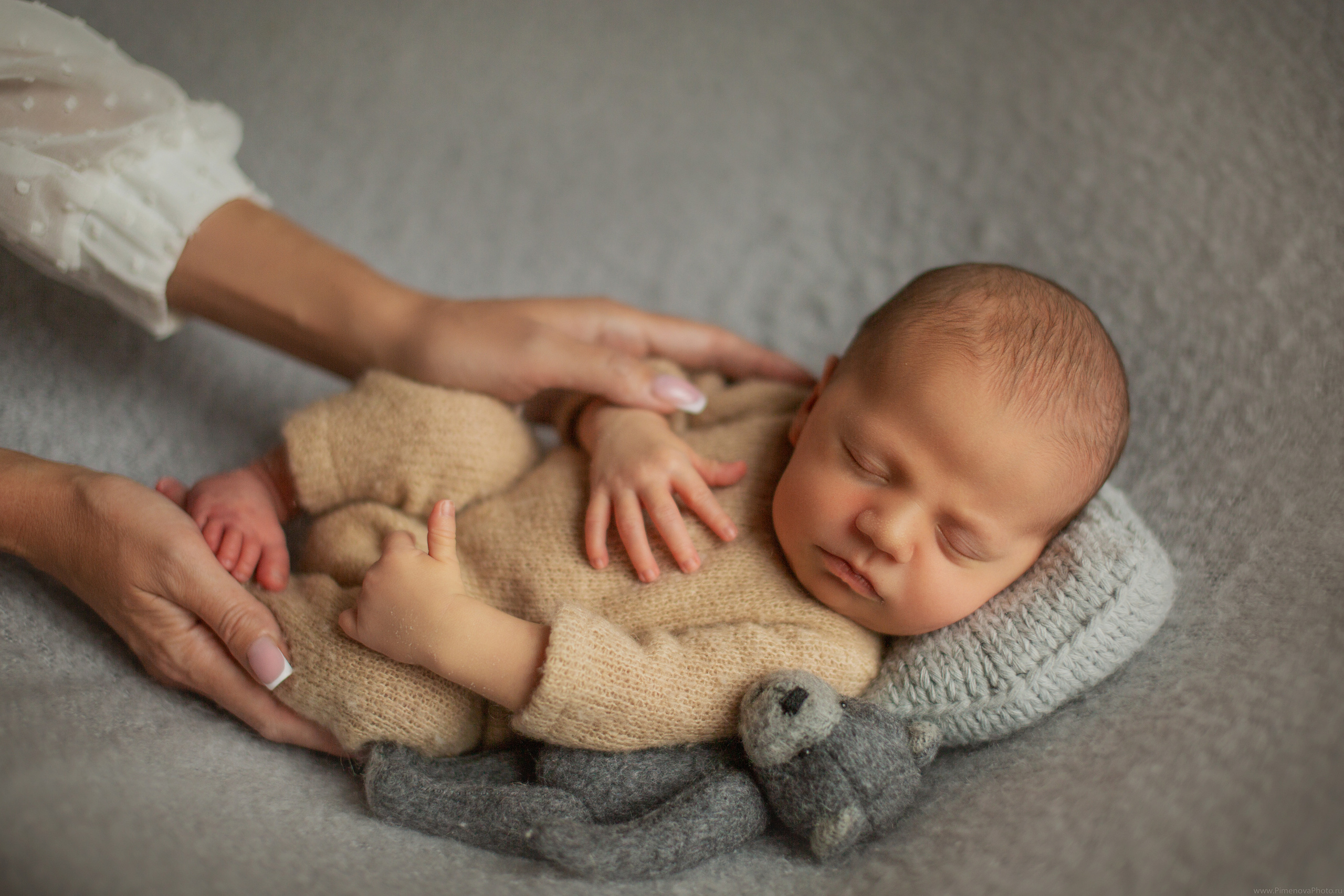 Новорождённый Артёмка. Семейный и детский фотограф в Петрозаводске