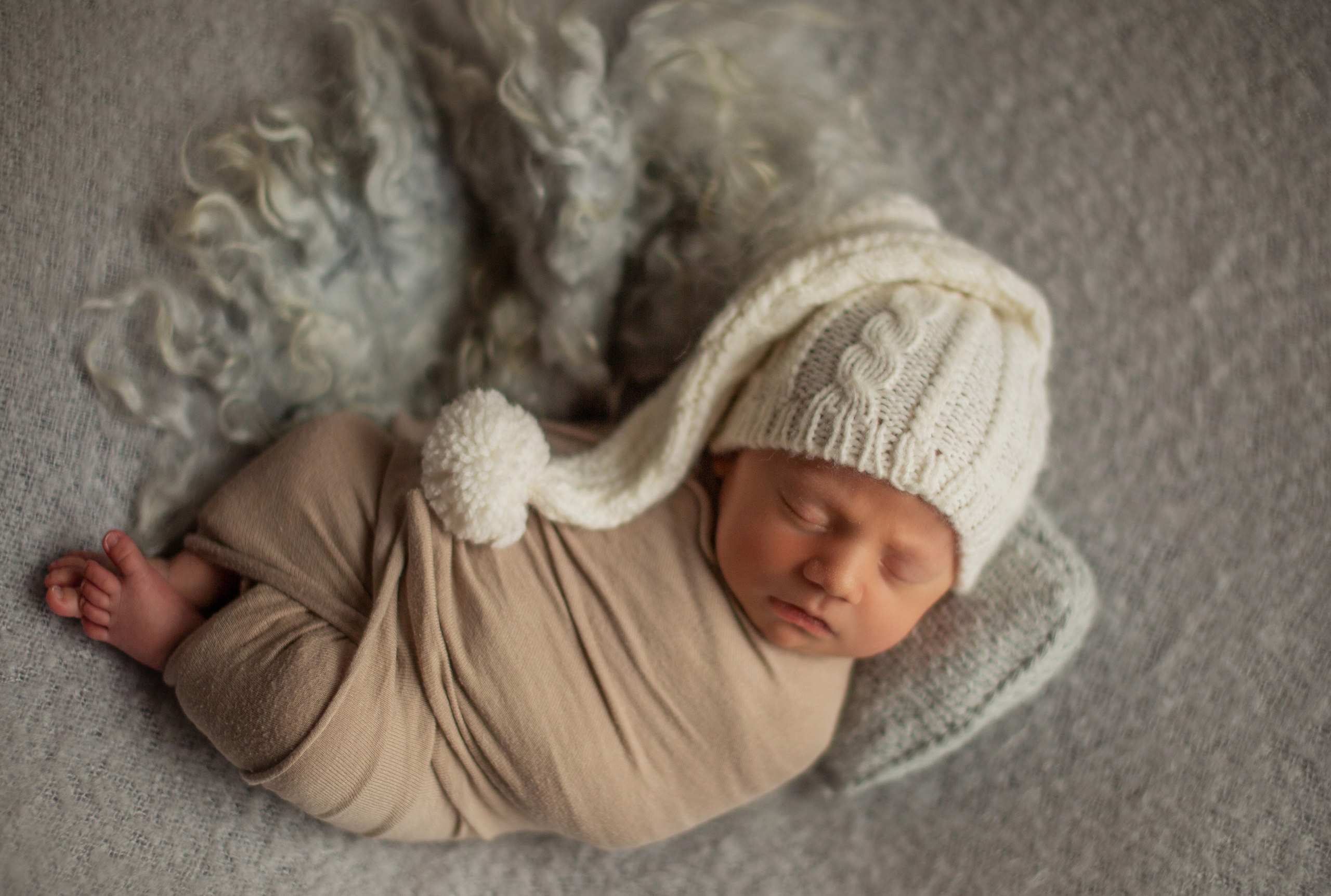 Новорождённый Артёмка. Семейный и детский фотограф в Петрозаводске