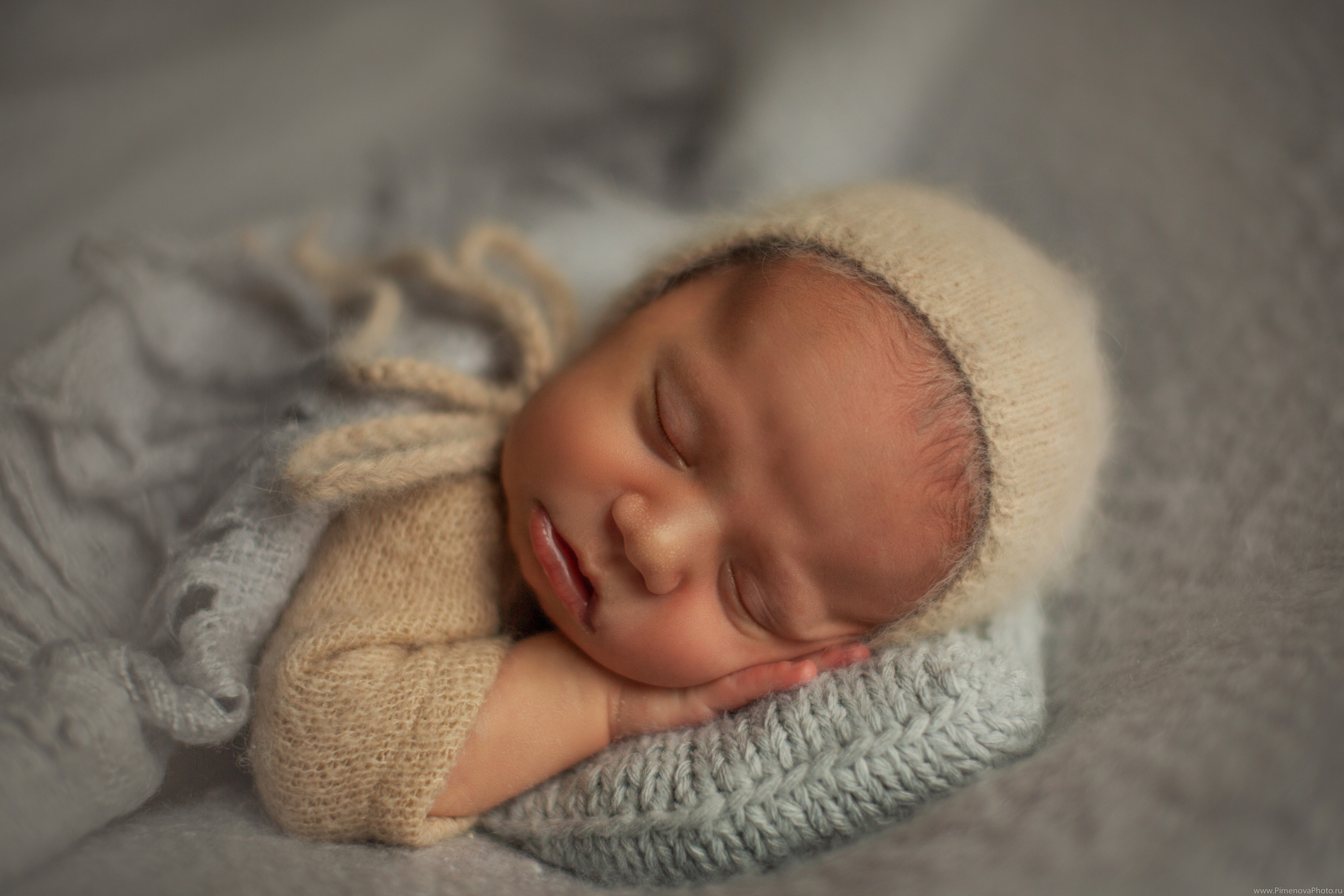Новорождённый Артёмка. Семейный и детский фотограф в Петрозаводске