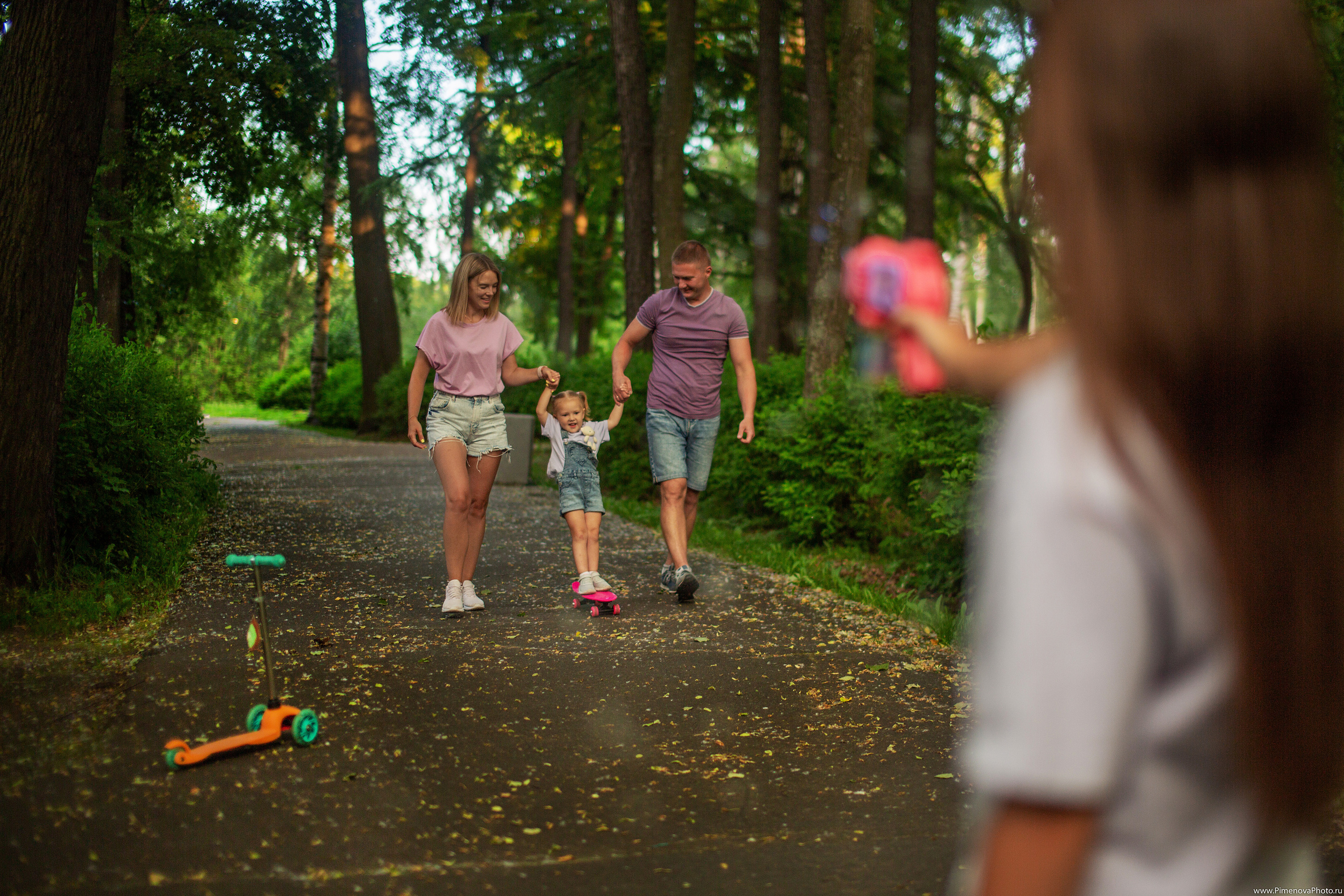 Семейная прогулка. Семейный и детский фотограф в Петрозаводске