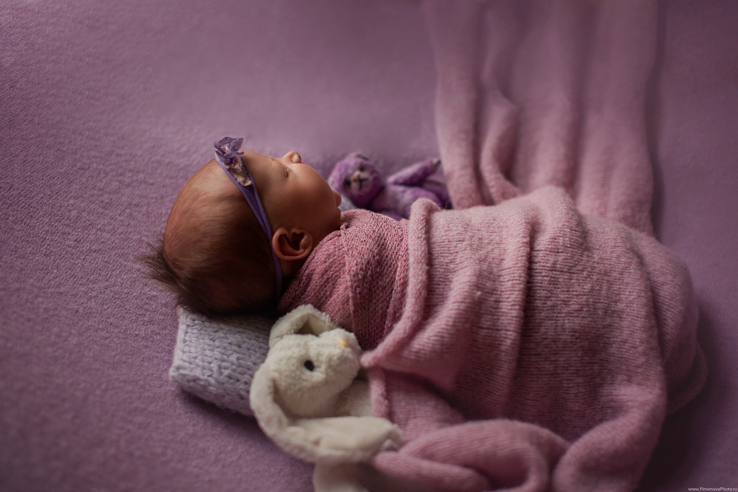 Новорождённая Анечка. Семейный и детский фотограф в Петрозаводске