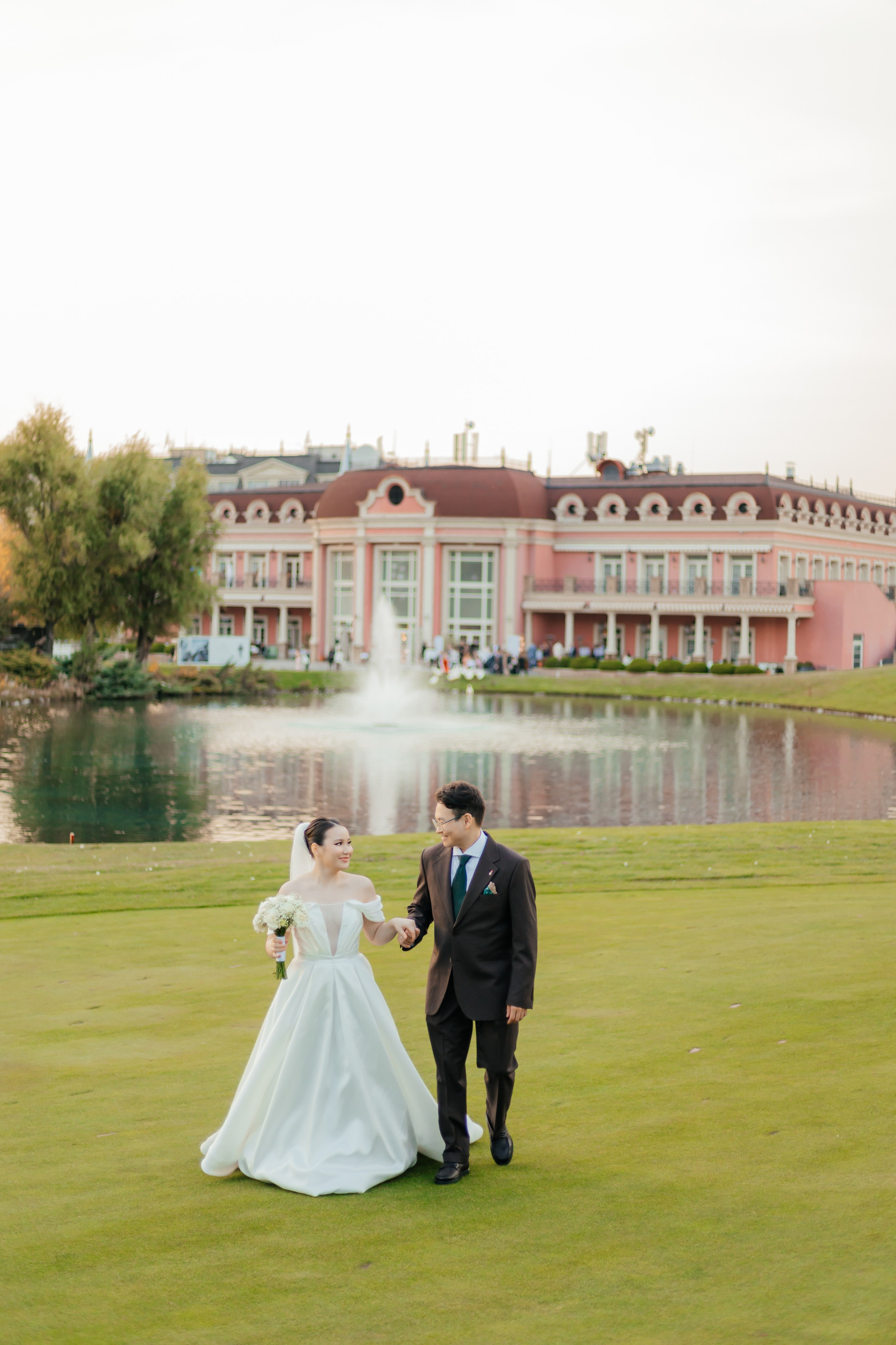 ASKHAT & PERIZAT. Wedding and Fashion photographer
