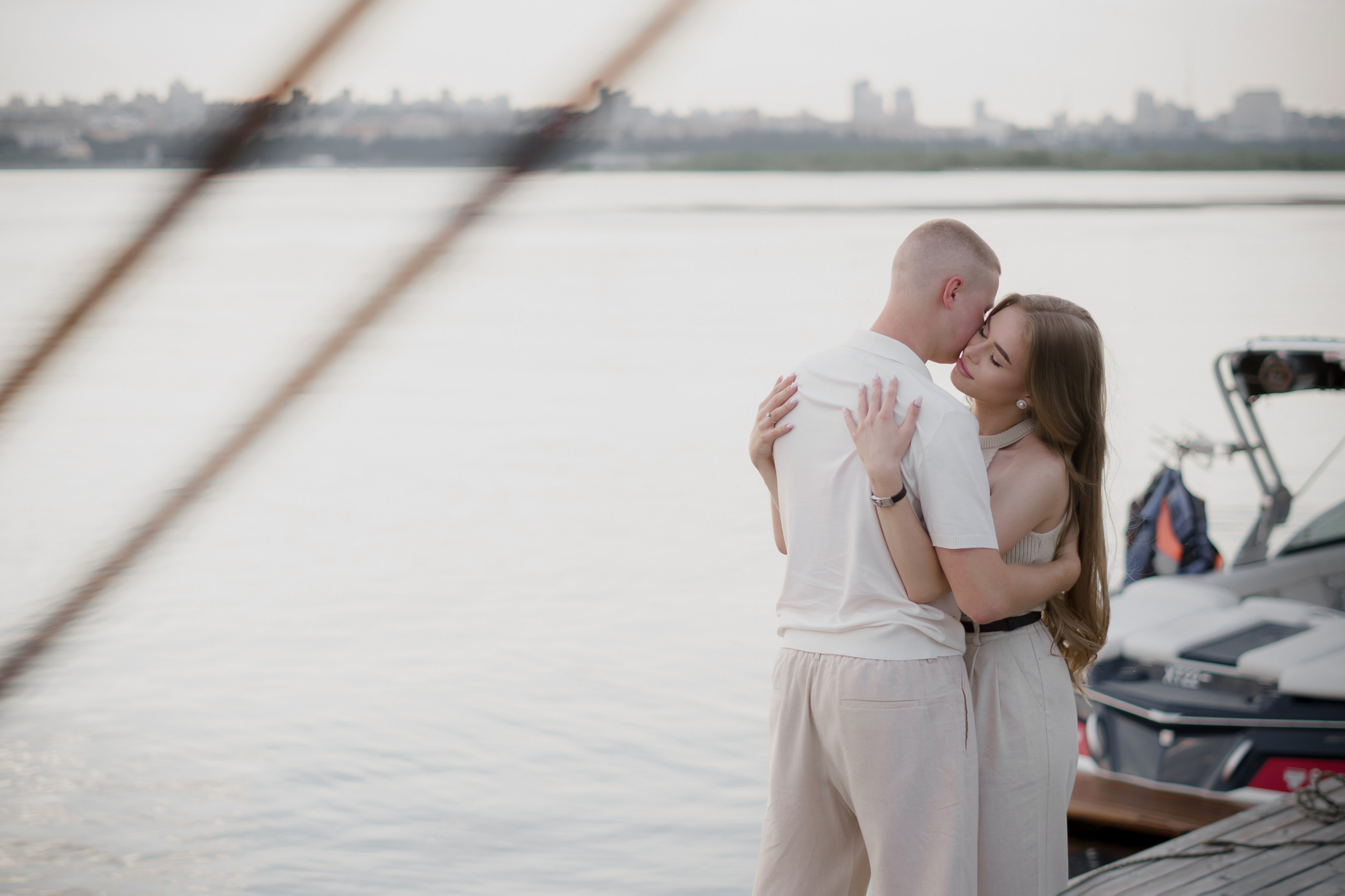 Рома и софа. Фотограф Валерия Крахмалева