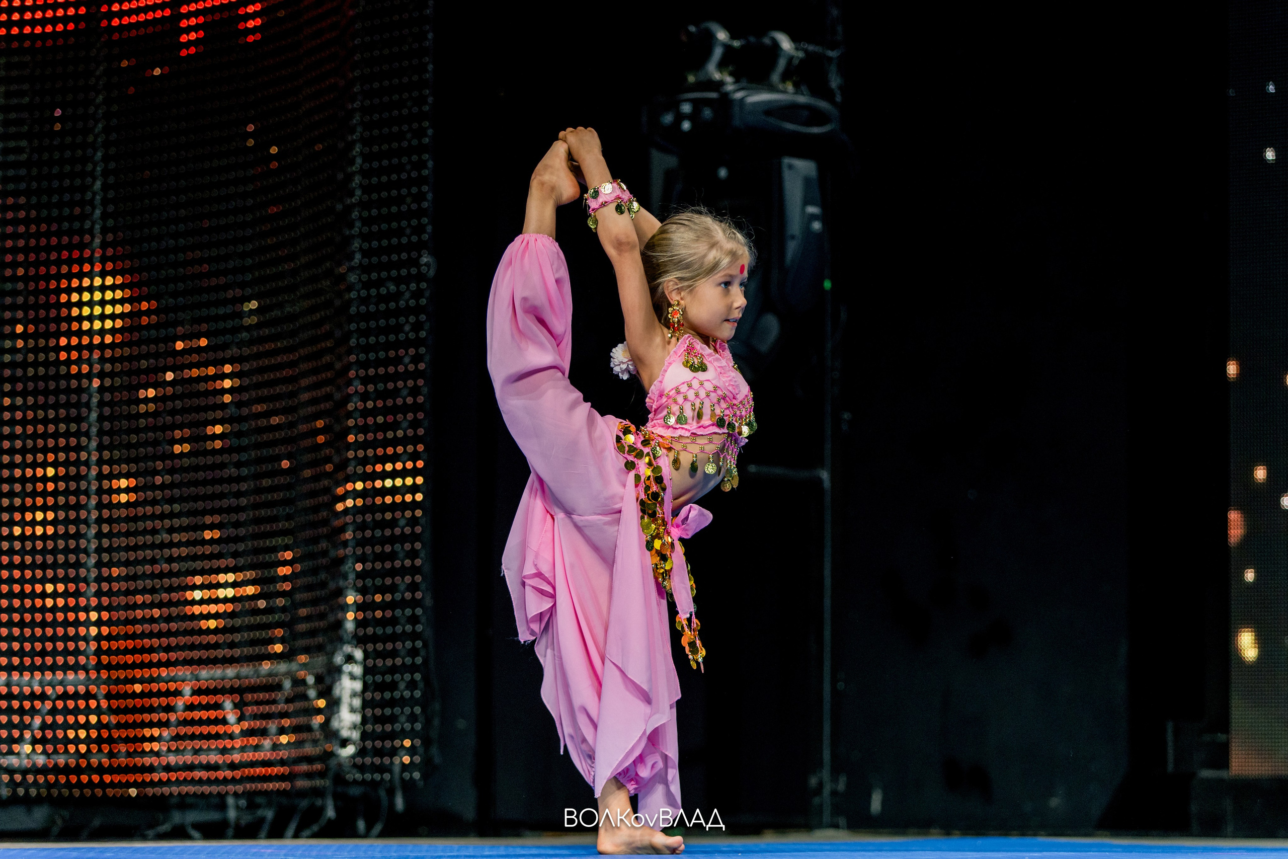 Чемпионат и Первенство Воронежской области по бодибилдингу — 13.04.25. Владислав Волков | Фотография и видеосъемка в Воронеже