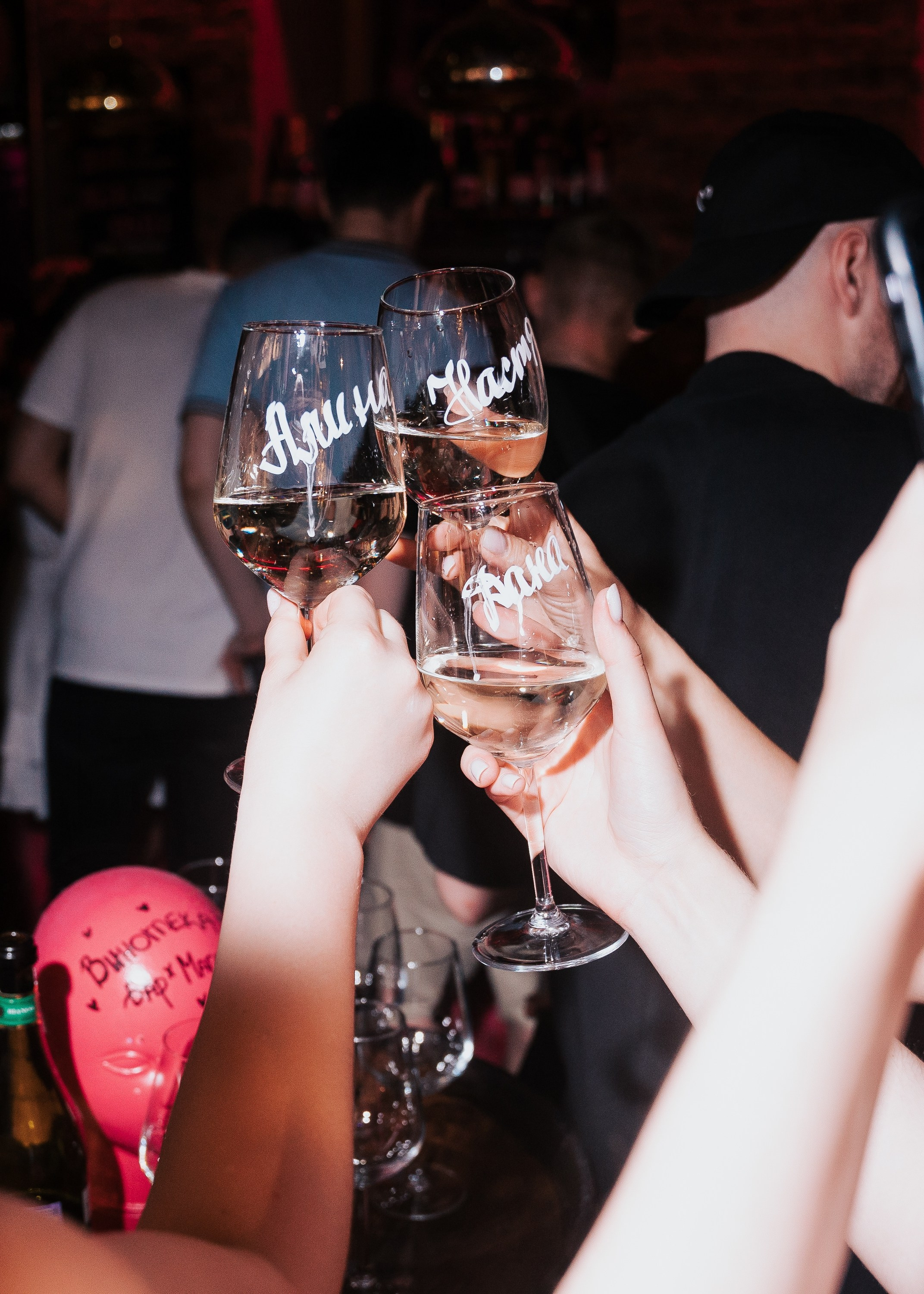 ВИНОТЕКА БАР х МАГАЗ — 3 ГОДА. СВОИ. ФОТООТЧЕТЫ-СОБЫТИЯ-МЕСТА