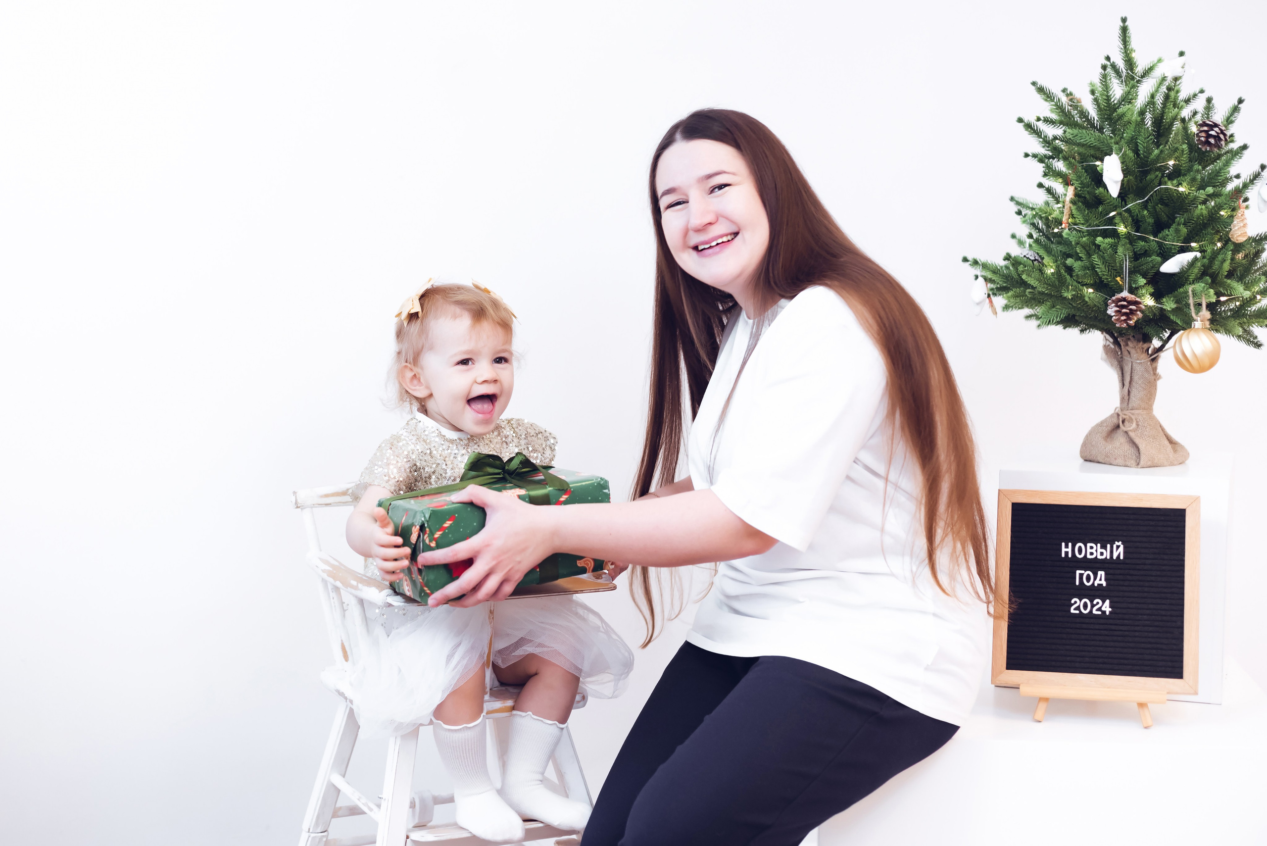 Алиса с мамой и папой. Детский и семейный фотограф Эльмира Веселова