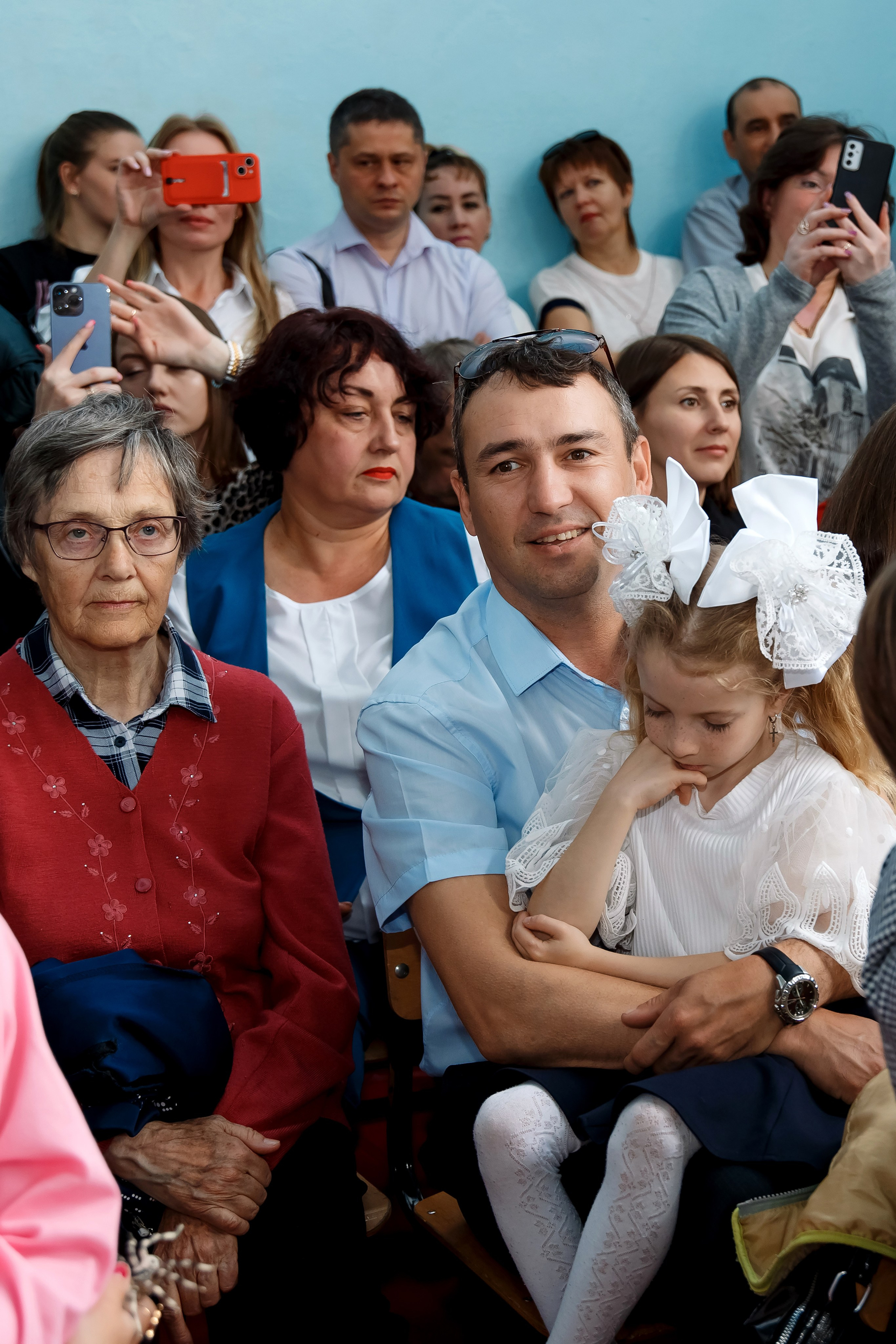11 класс Последний звонок. Фотограф Любовь Корниенко, Примоский край