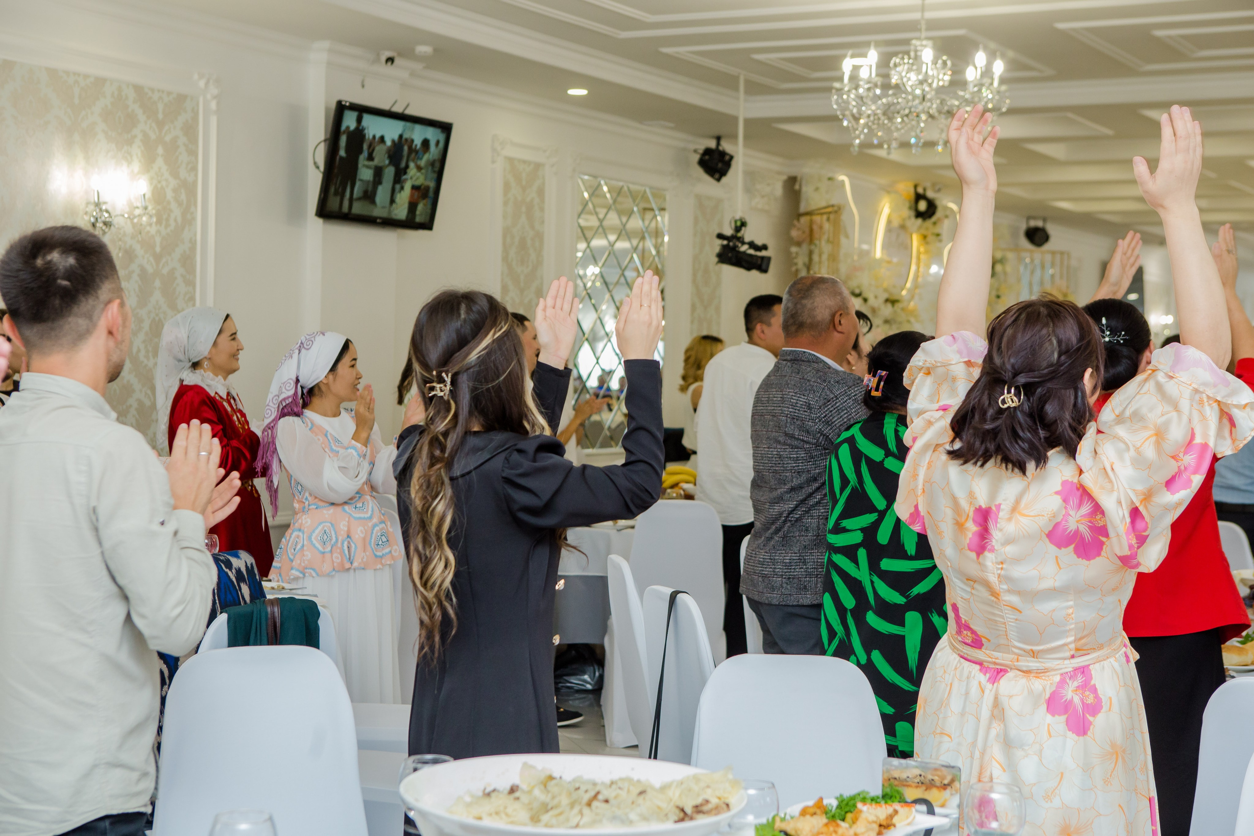 QYZ UZATU ZHADYRA. Свадебный и репортажный фотограф в Астане T.Yertay «Nomad media»