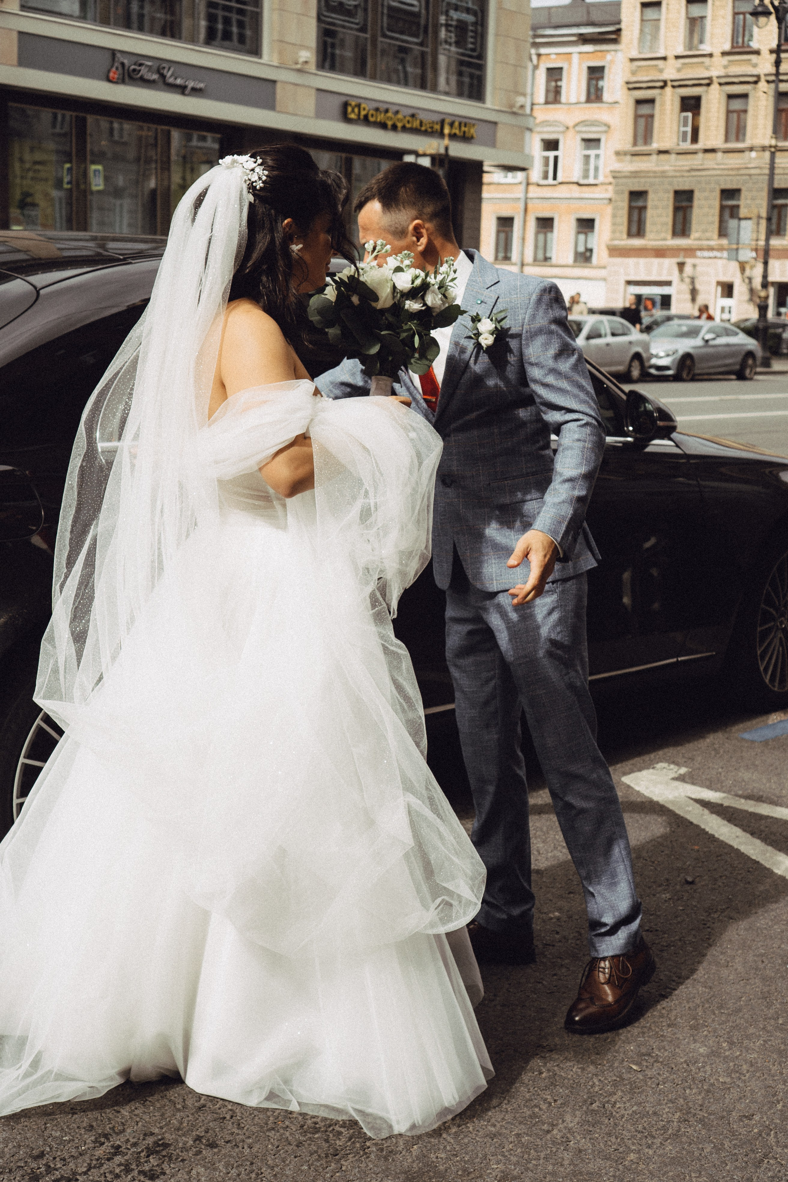 СВАДЕБНАЯ ПРОГУЛКА РЕСТОРАН МЫ ЖЕ НА ТЫ И ФОТОСЕССИИЯ С АВТОМОБИЛЕМ. Профессиональный фотограф, Санкт-Петербург — Виктория Богомолова