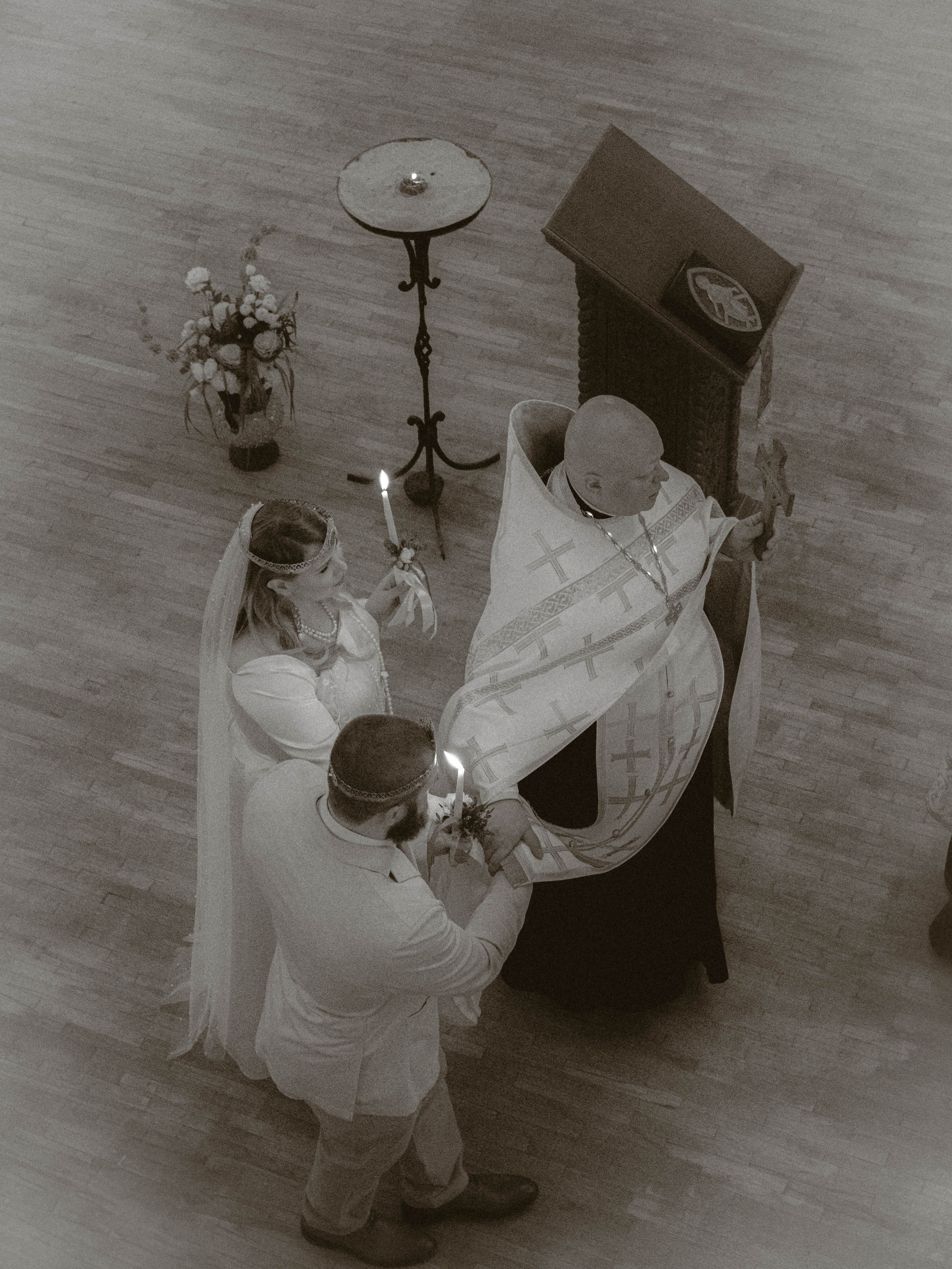 сколько стоит фотограф на венчание во Владимире