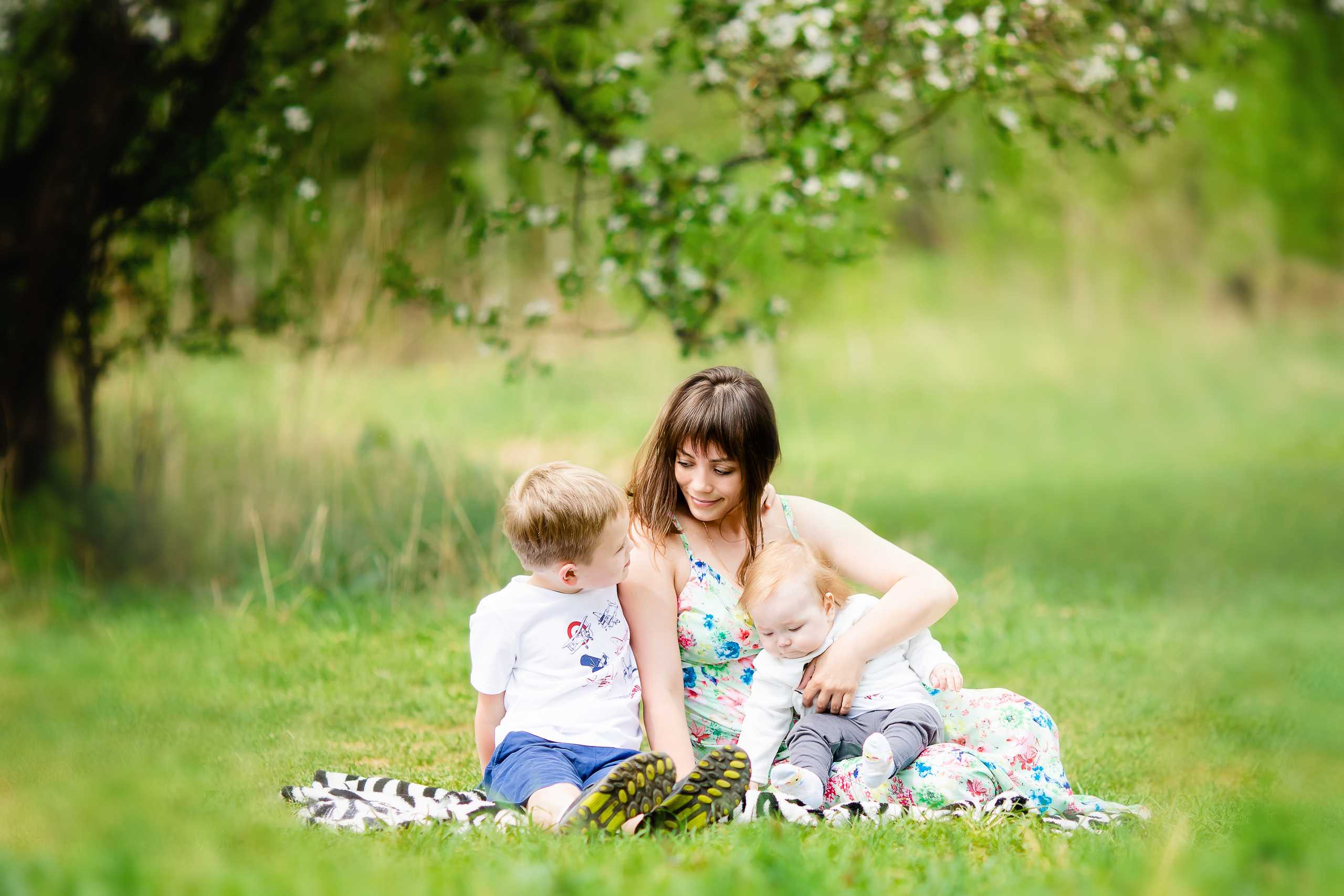 Яблони цветут. Семейный и свадебный фотограф в Чебоксарах и Новочебоксарске Ирина Юрь