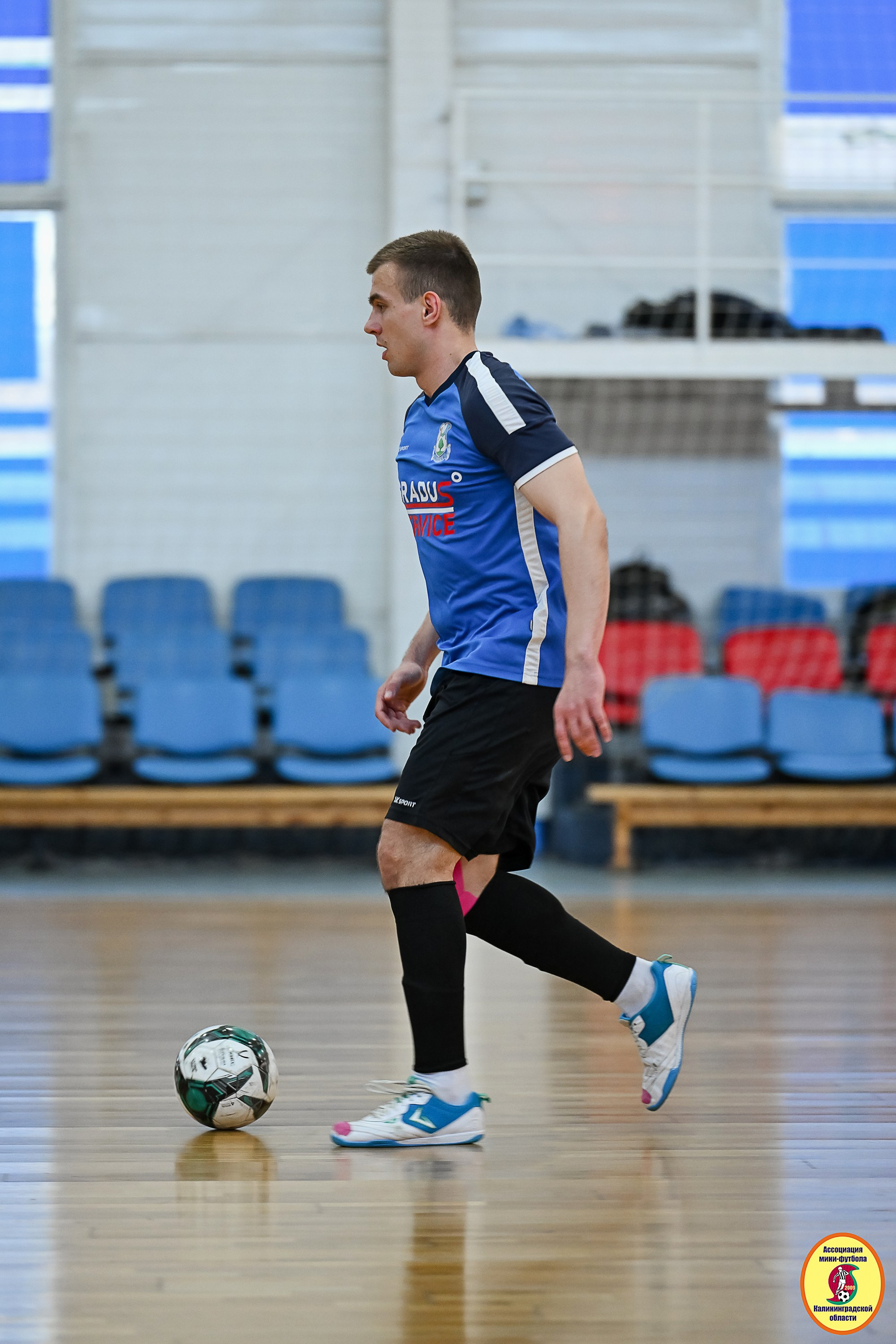 Корпоративная Бизнес Лига по футзалу — Весна 2026. VIBECITY.RU Вайб Сити Ру Фоторепортажи Фотоотчеты Калининград