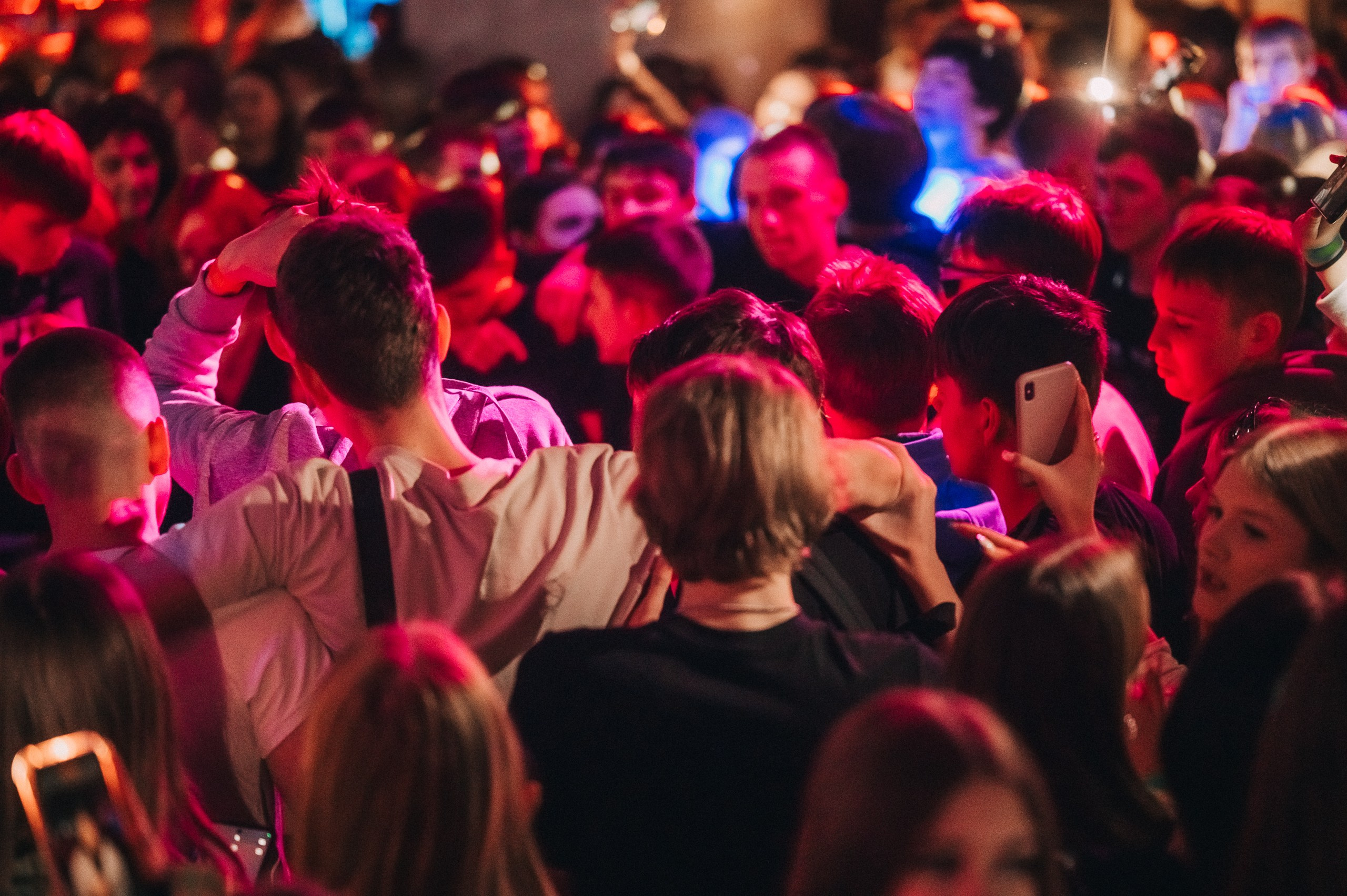 8 MARCH WOMENS DAY PARTY. Фотограф в Кемерово Владислав Шульц