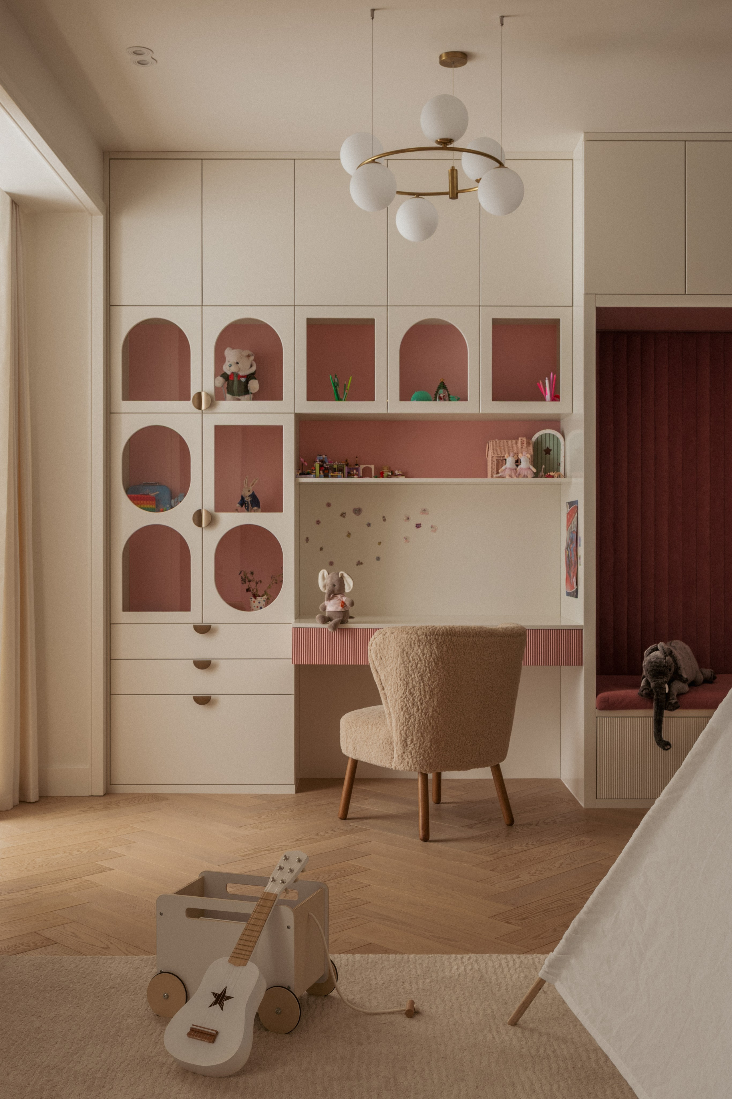 32 may — Sati Club House. Roman Yakunin — interior photographer in Almaty, Kazakhstan