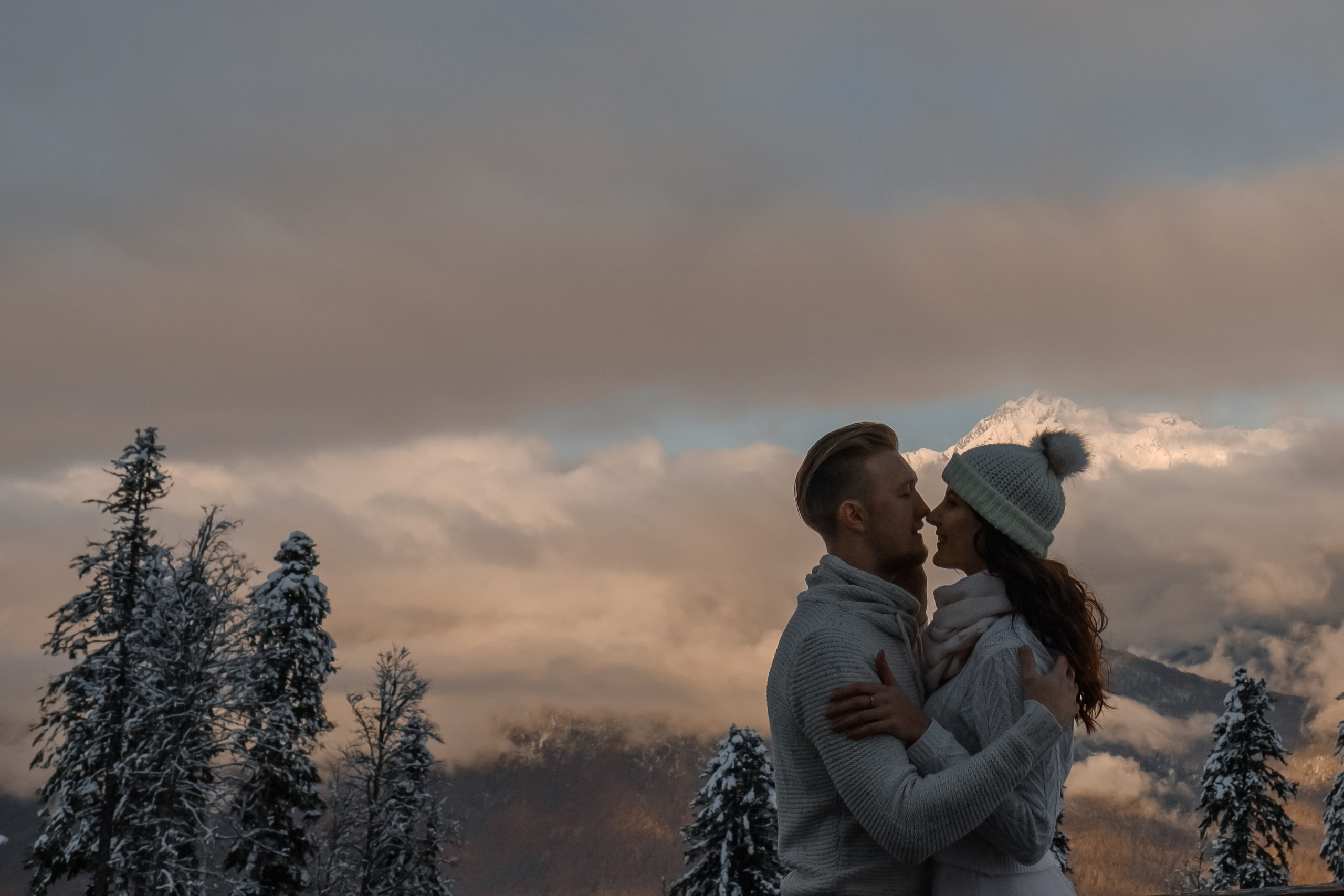 Красная Поляна фотосессия недорого. Свадебный фотограф в Абхазии, Сухум, Гагра, Сочи