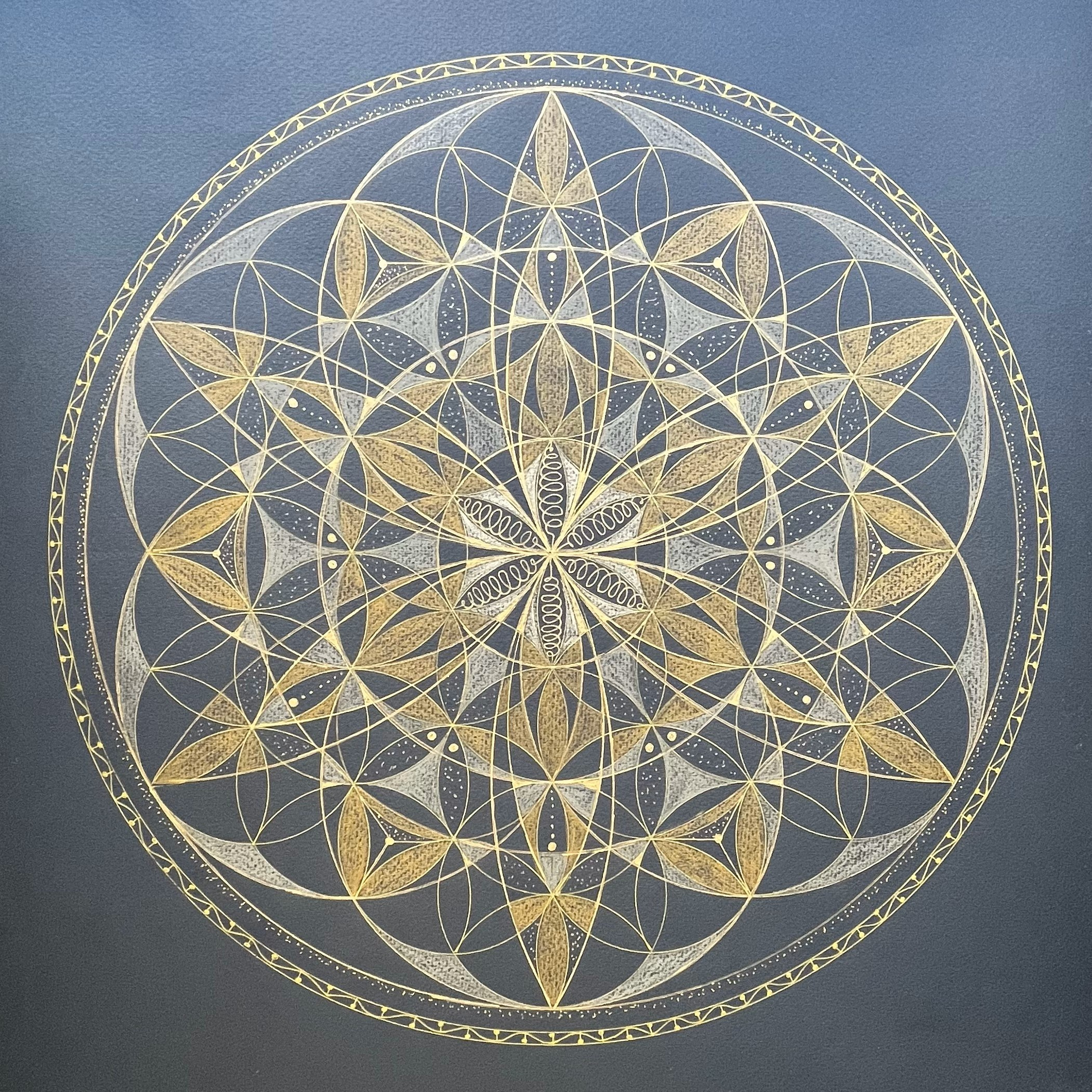 О сакральной геометрии. Arisa  — сакральные картины Мироздания