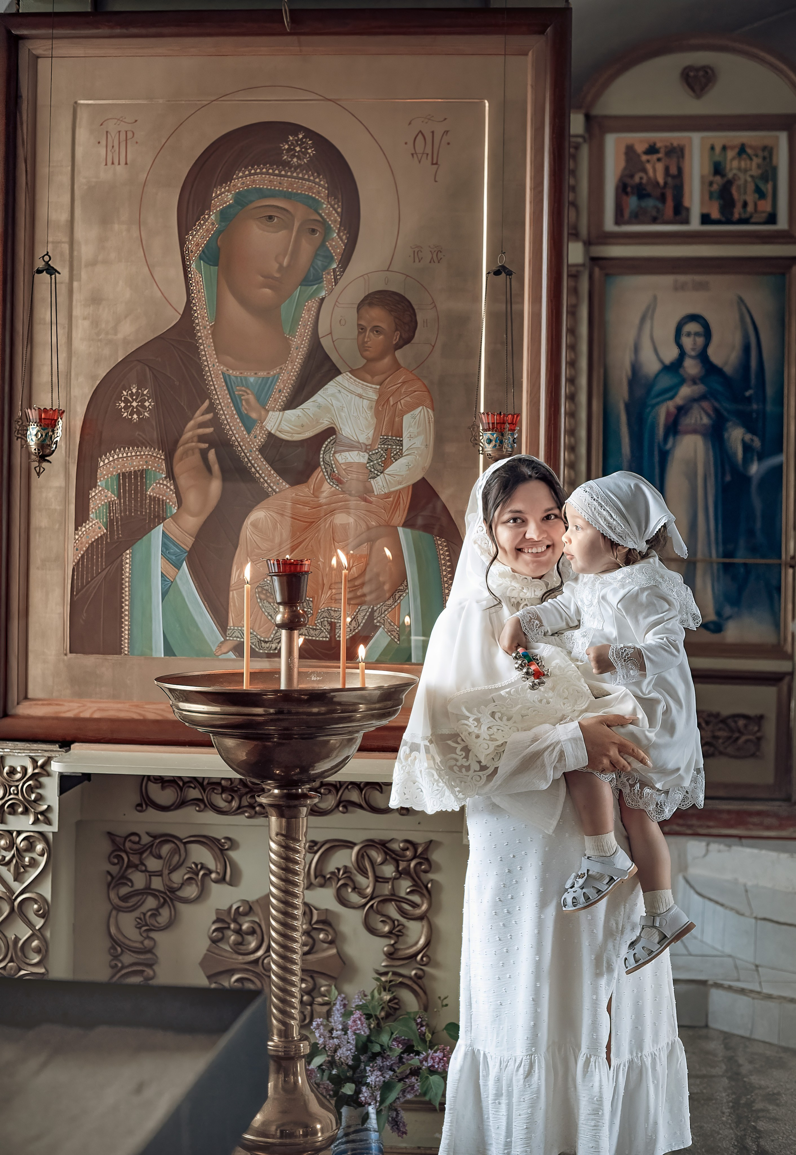 Крещение Машеньки в Свято-Троицком соборе Емельяново. Фотографы крещения/венчания  Красноярск Татьяна и Вячеслав Переваловы