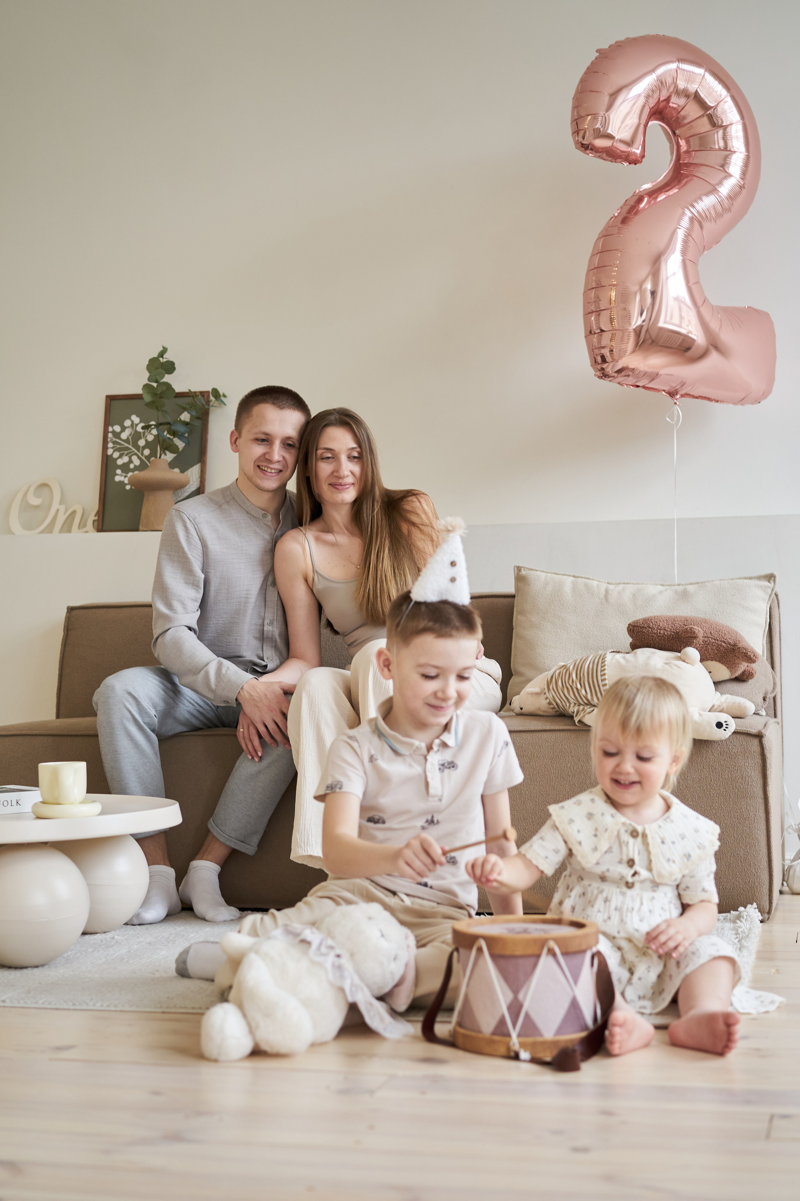 Семейная фотосессия в студии. Фотограф Екатеринбург Кокшарова Александра