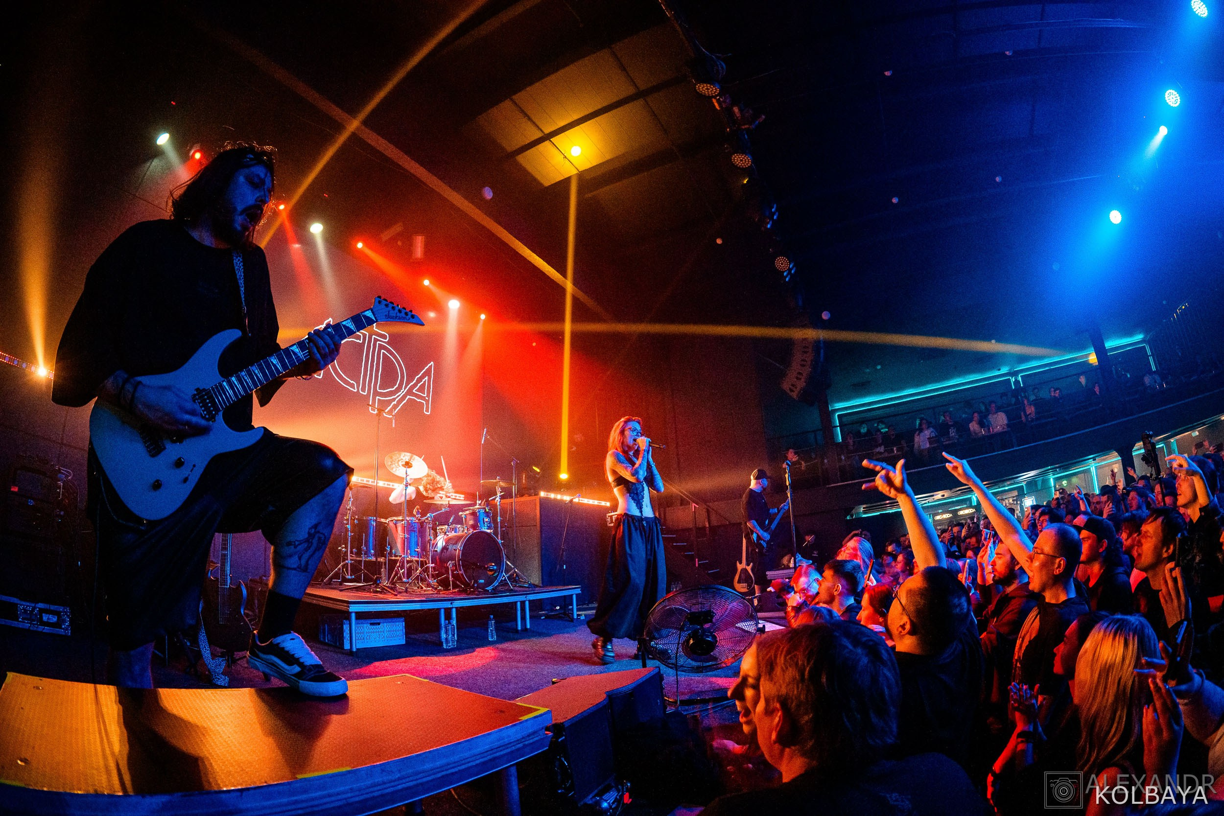 Фоторепортаж с концерта группы АСТРА в клубе СВОБОДА. Концертный и театральный репортажный фотограф в Москве Александр Колбая
