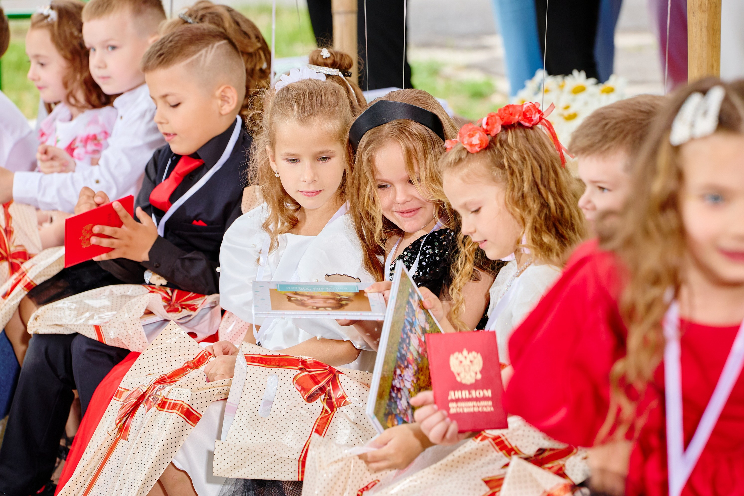 Выпускной 45 сад. Фотограф Выпускные альбомы Таганрог Сергей Коробченко