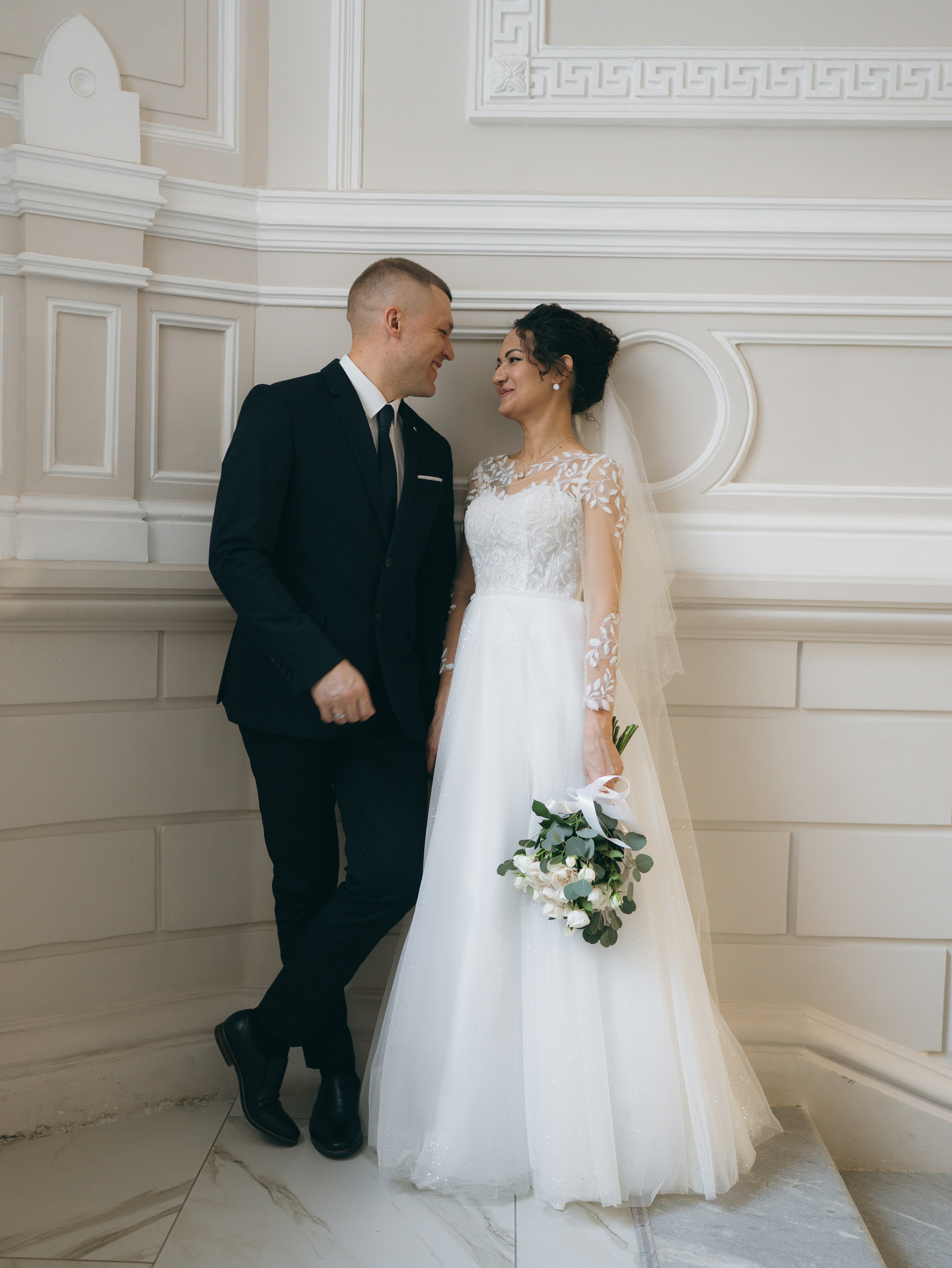 Свадебная фотосессия в загсе. Фотограф из Екатеринбурга Алена Мусалимова