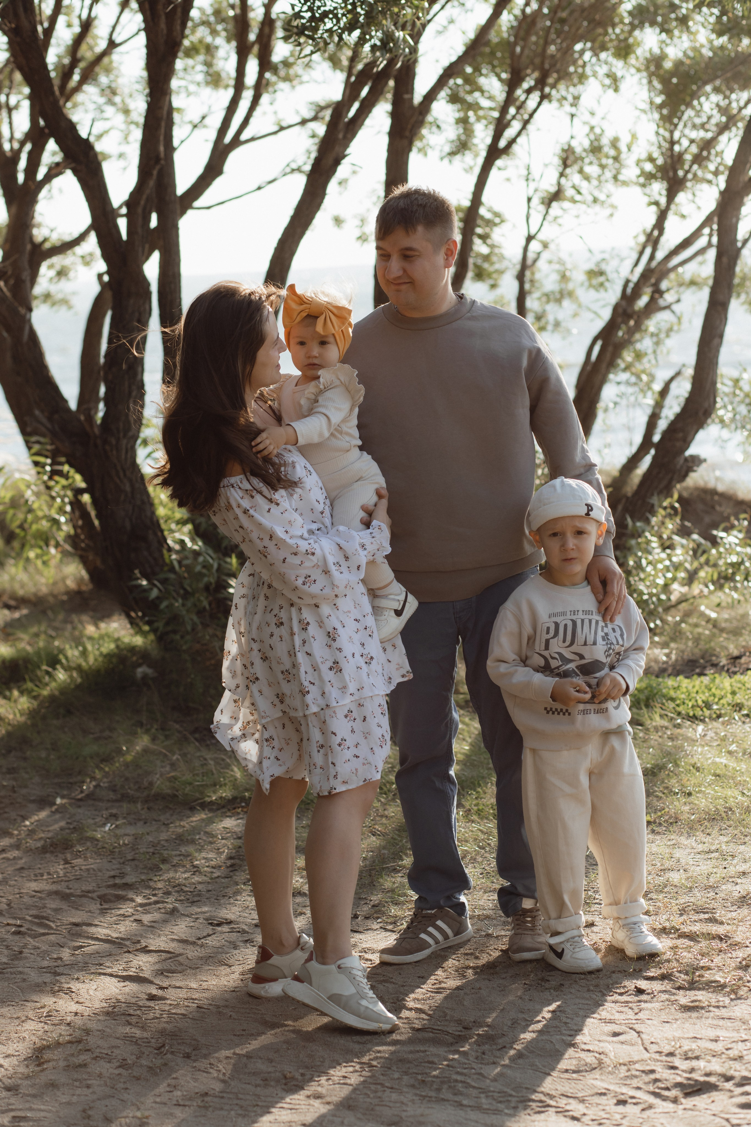 На берегу. Семейный и свадебный фотограф в Челябинске Мария Леонтьева