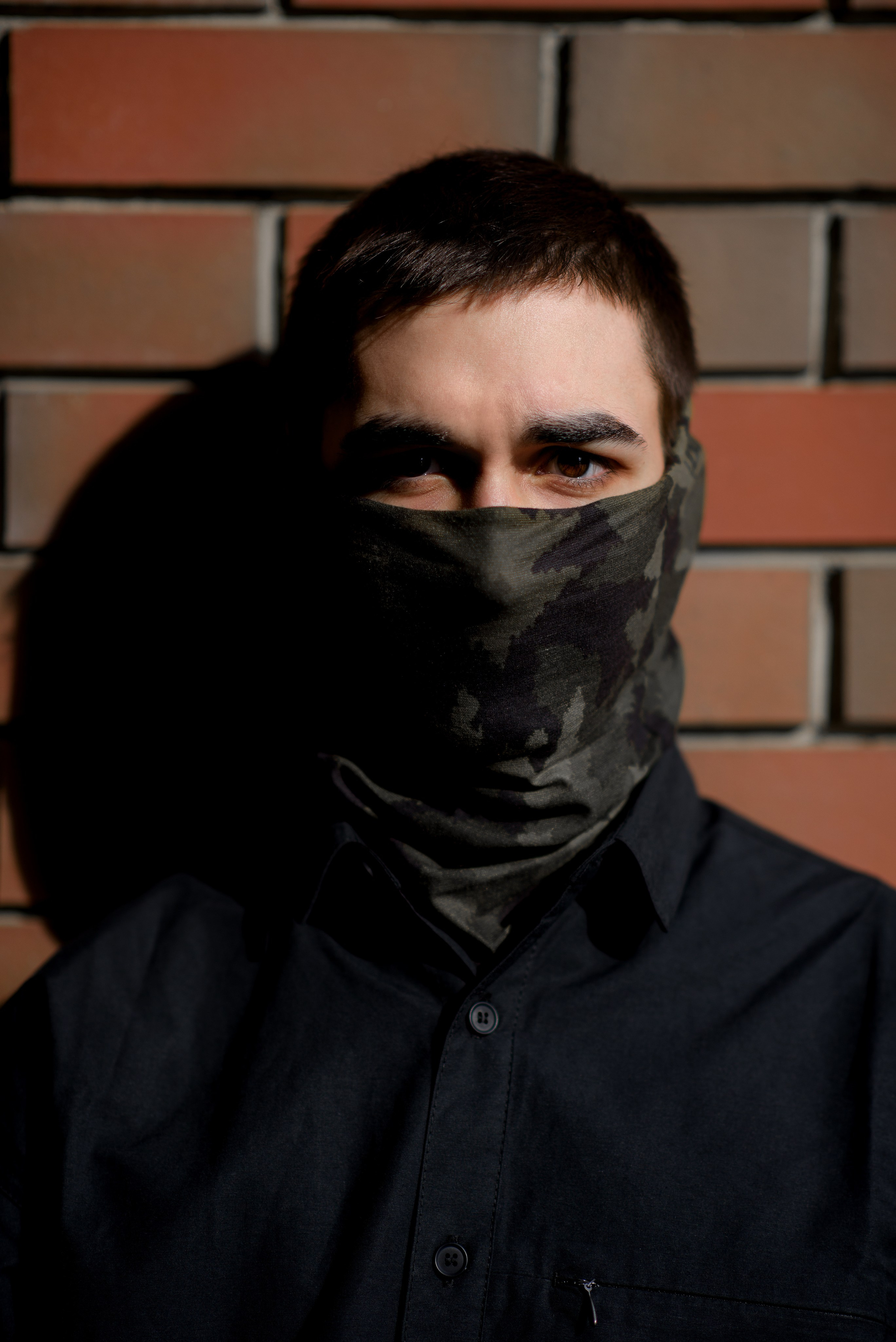 Фотосессия мальчика-подростка в городе. Главная