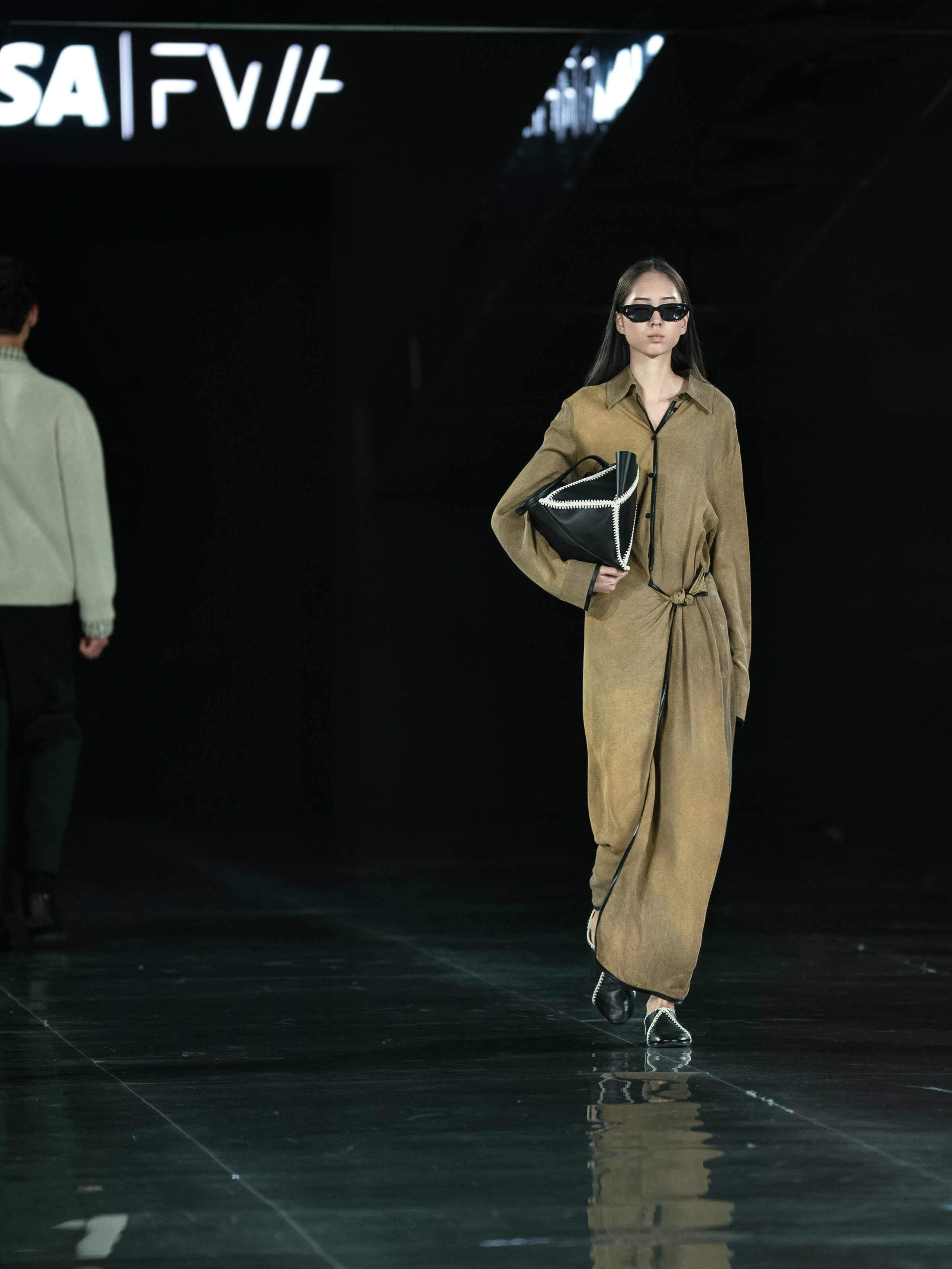 Visa Fashion Week Nanushka. Сайт Алматинского НЮ АРТ, будуар и фэшн фотографа Дениса Карпенко
