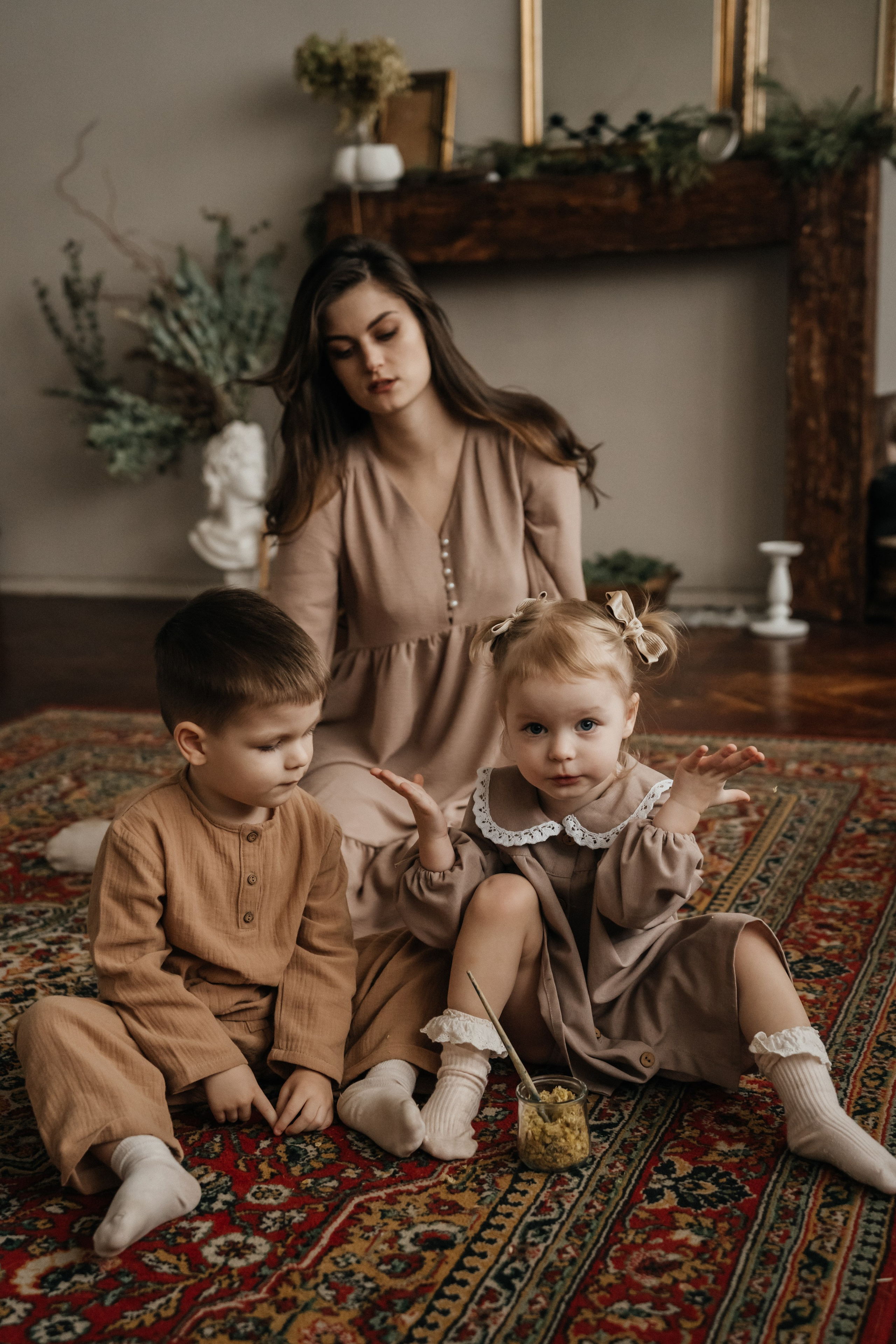 В мастерской. Ваш фотограф Вика Артемова