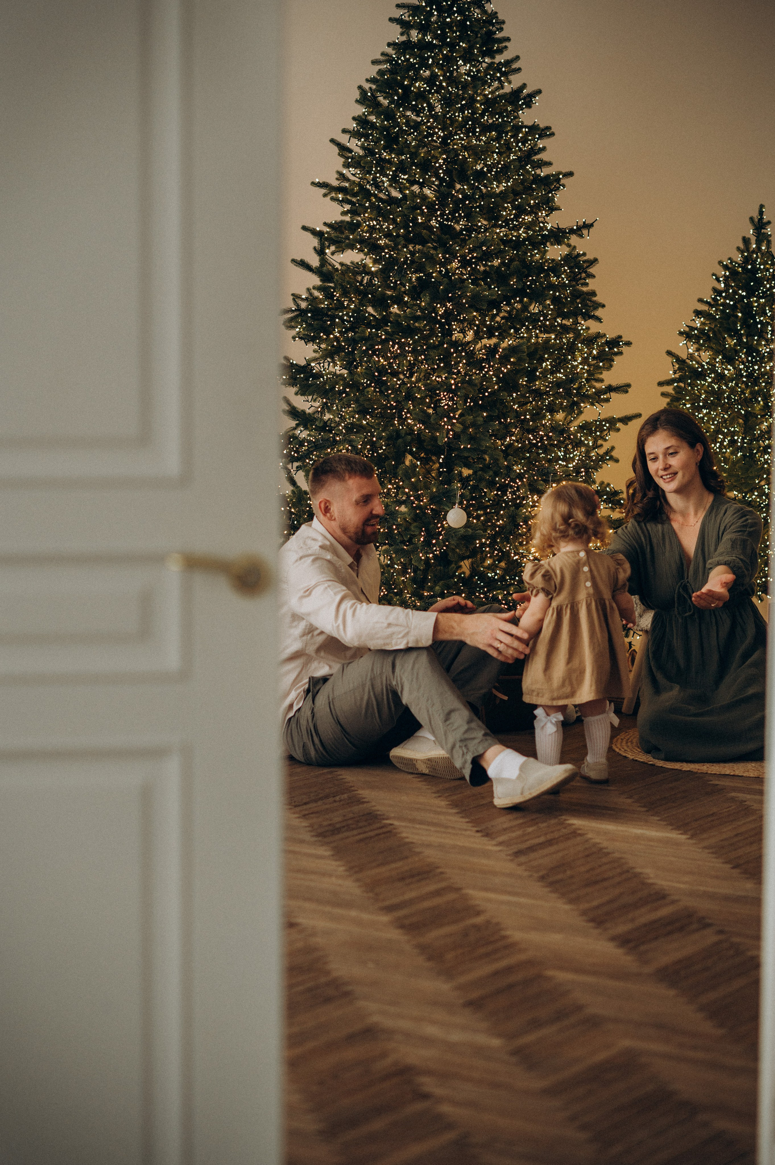 Семейная новогодняя фотосессия в студии. Семейный фотограф в Домодедово и Москве Елена Пичугина