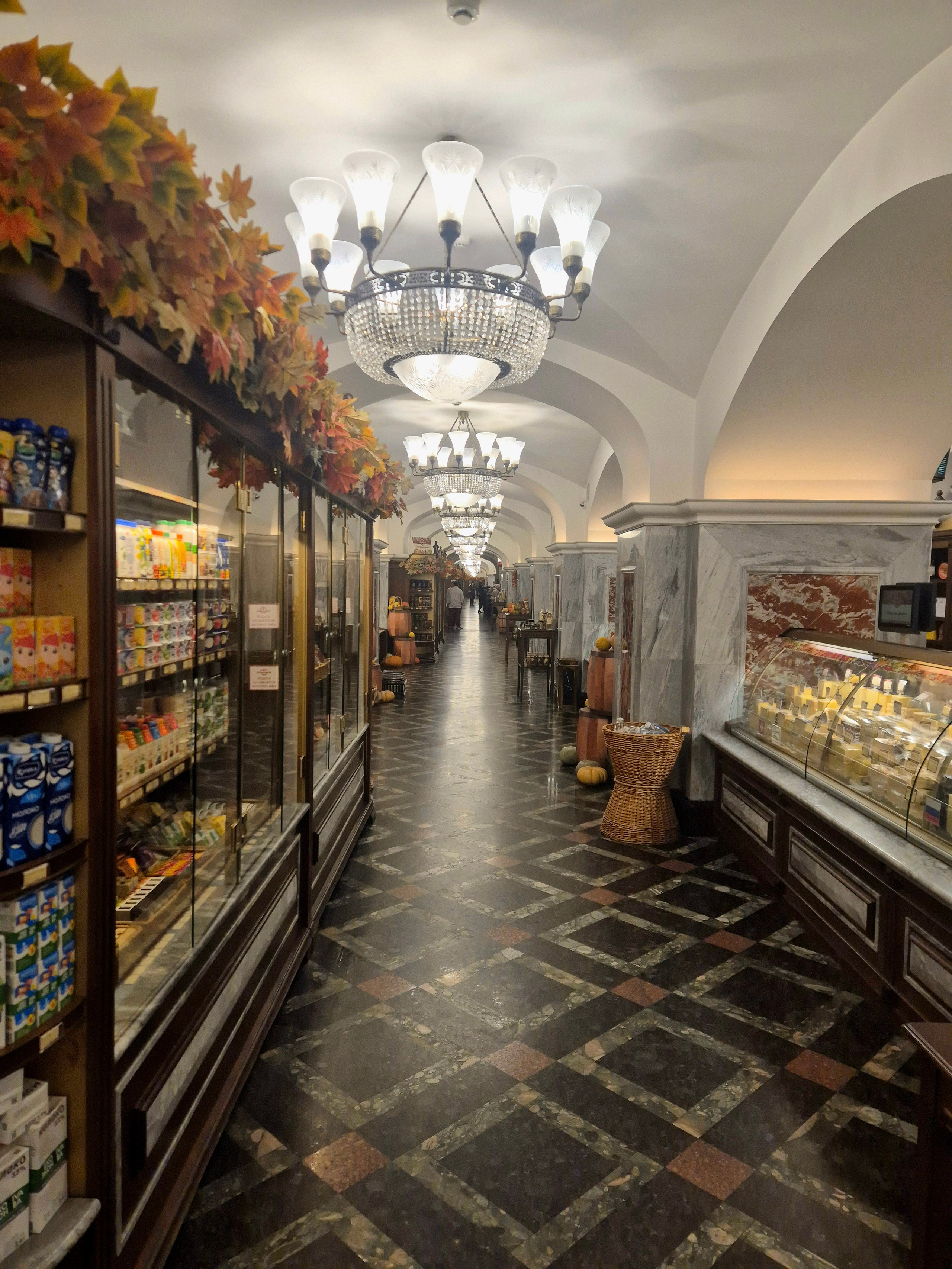 Гастроном №1 в ГУМе