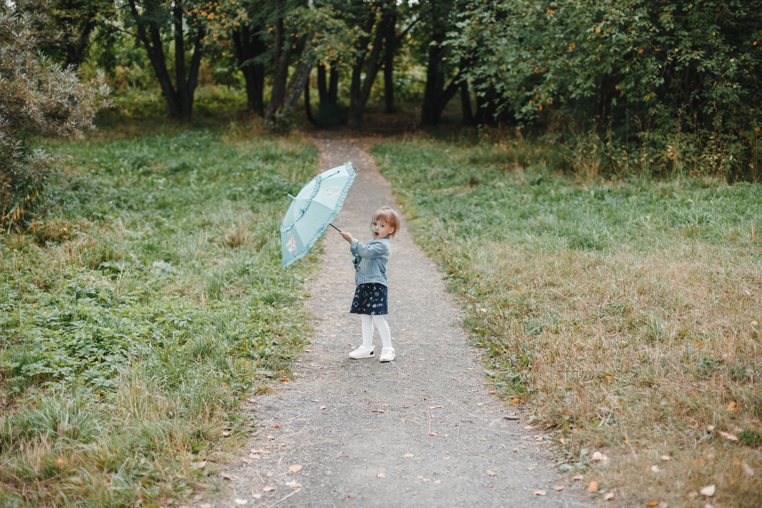 Два зонта и одна шапочка. Евгения Орлова