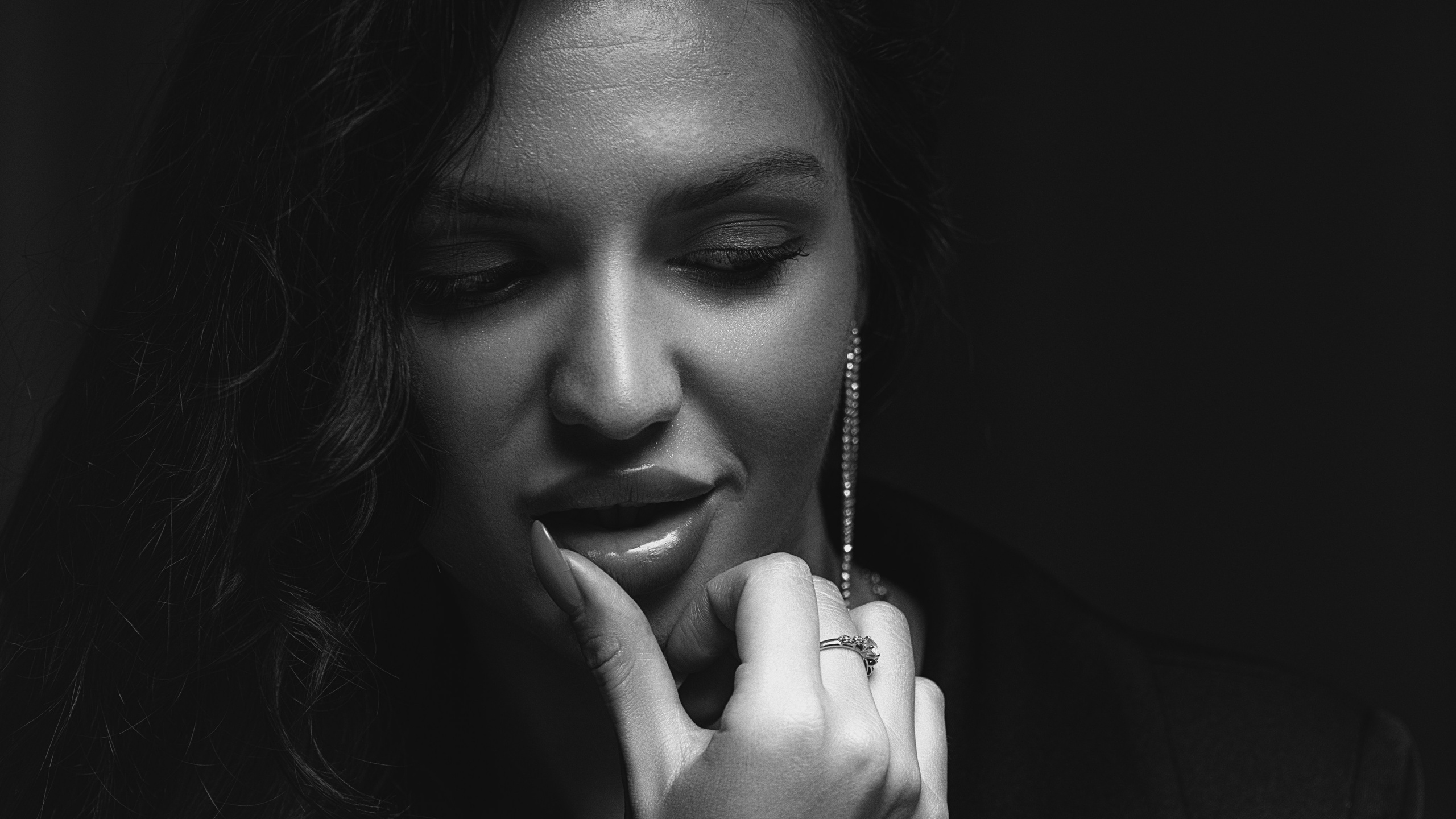 черно-белый портрет