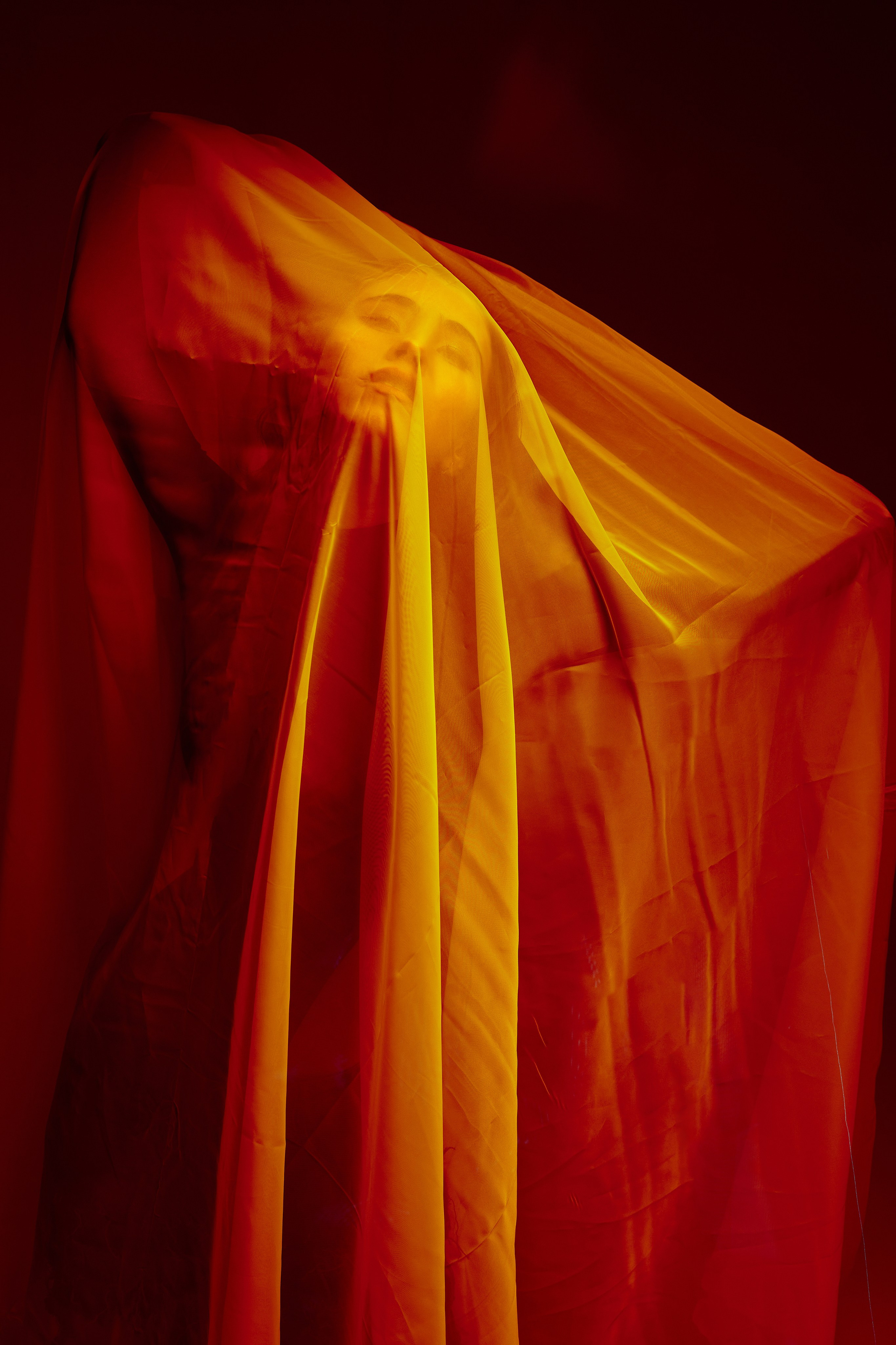 Диана, «Квадрат» и БМВ. Предметный и репортажный фотограф Алексей Кротов