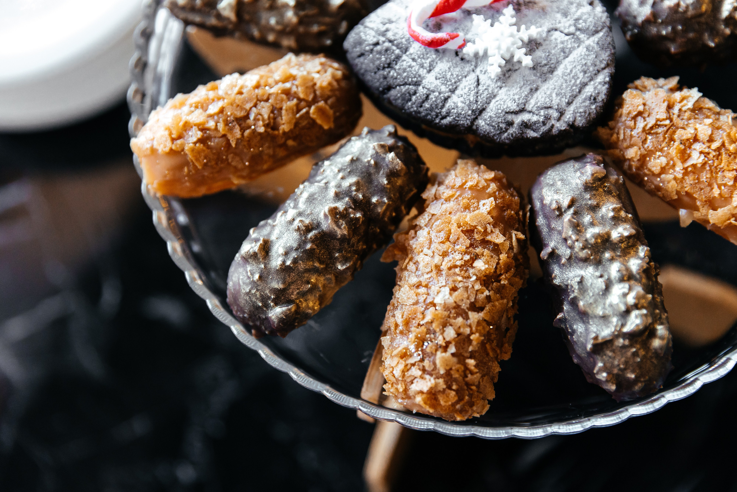 Эклерная Merci. Фотограф Елена Краснопевцева