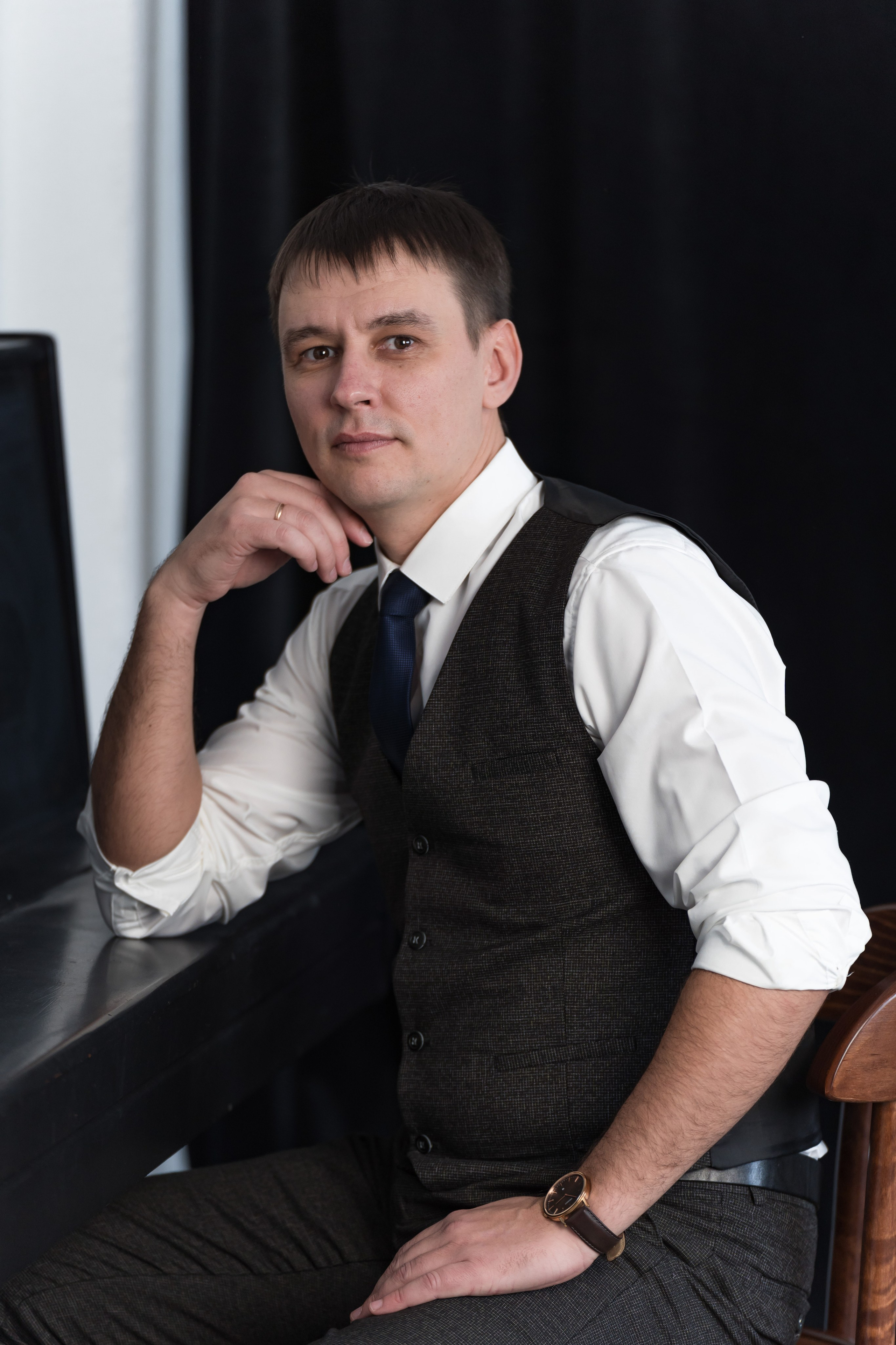 Фотосессия в студии Локация для Дмитрия и Дарьи. Свадебный и семейный фотограф в Омске Белозерова Александра