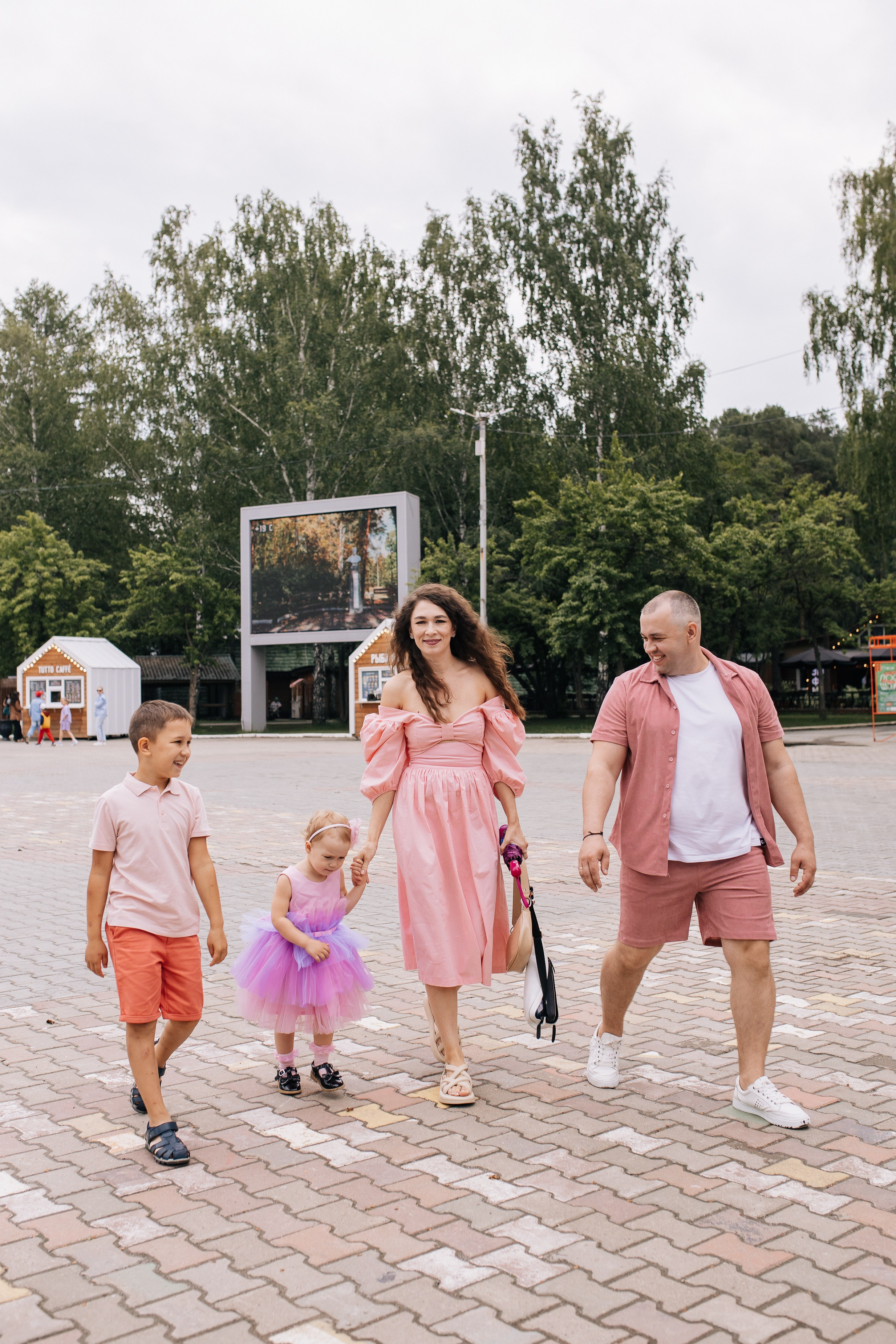 Никита, Светлана, Данила и Есения. Семейный фотограф Трусова Евгения в Екатеринбурге