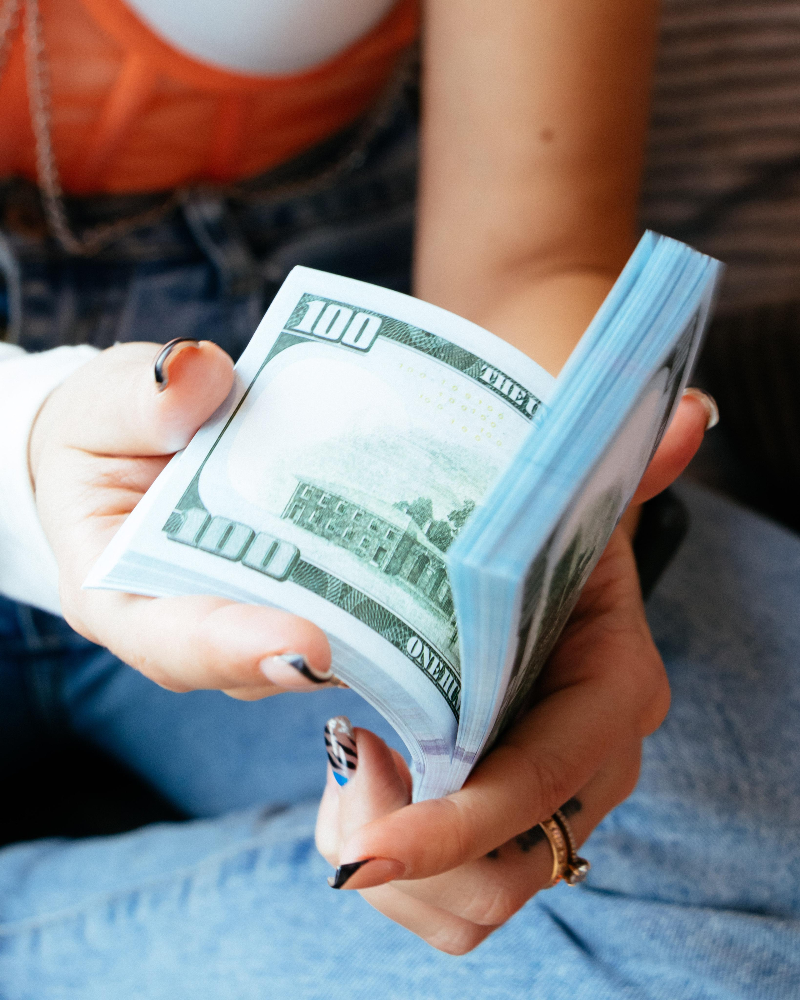 Эксперт по закупкам из Китая Виктория. Лиза Кутанина — семейный фотограф и фотограф беременных в Жуковском