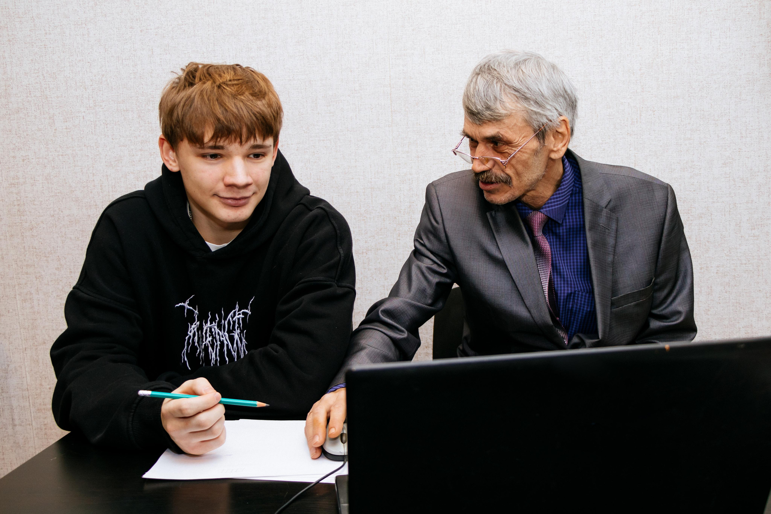 Съемка для Учебного центра «Специалист». Лиза Кутанина — семейный фотограф и фотограф беременных в Жуковском