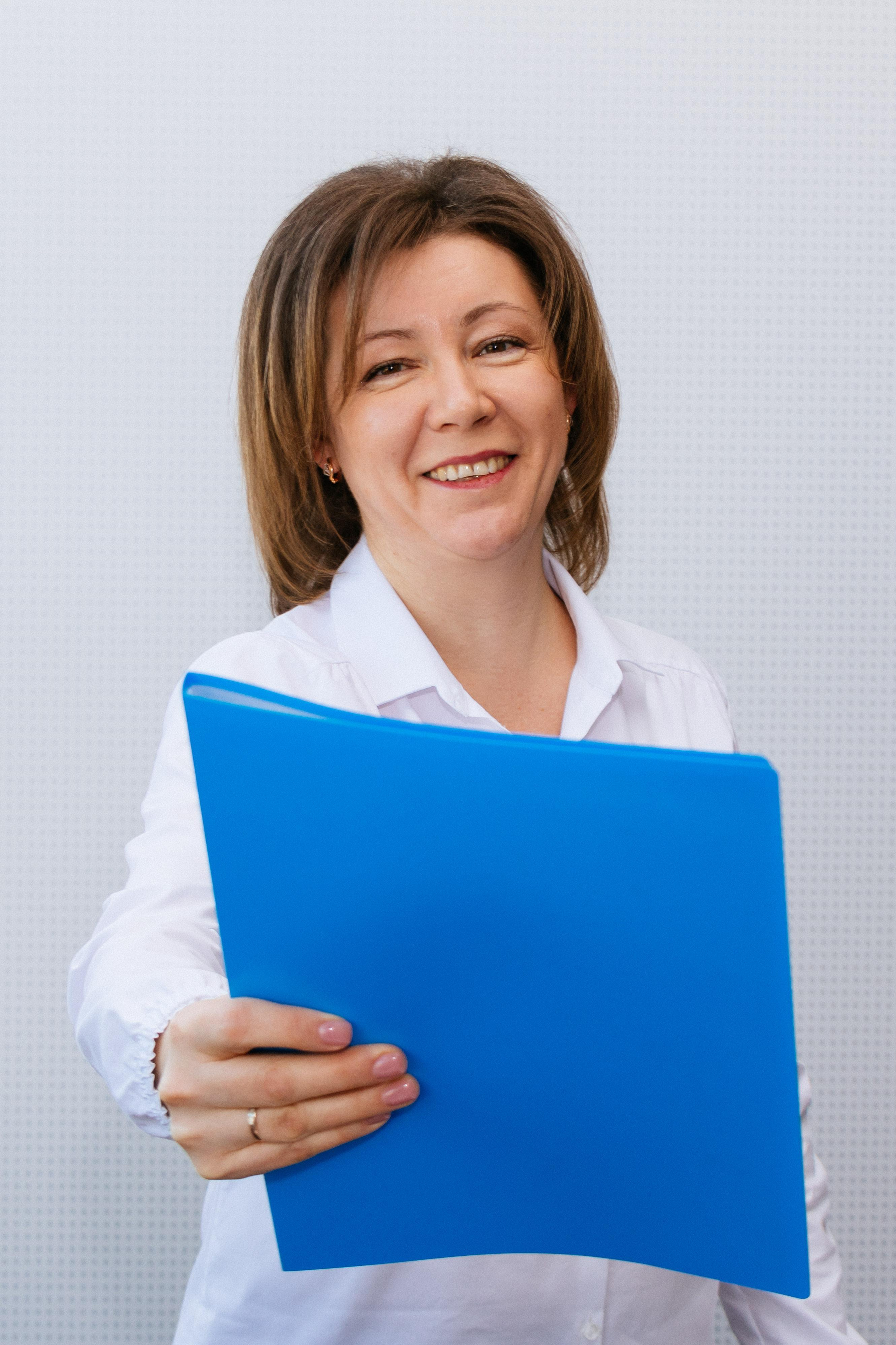 Контент съемка для сайта бухгалтерской компании ООО МОСОБЛБУХ. Лиза Кутанина — семейный фотограф и фотограф беременных в Жуковском